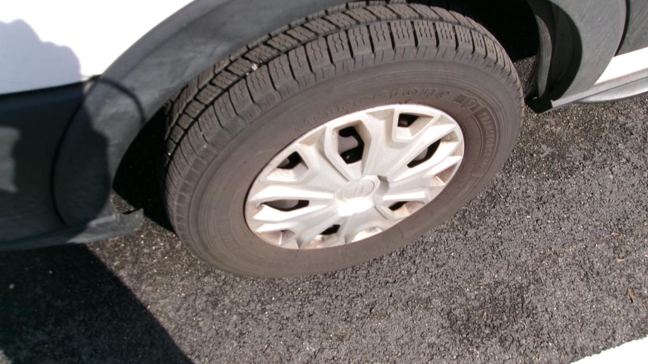 Ford Transit 250 Van Med. Roof w/Sliding Pass. 148-in. WB 2019