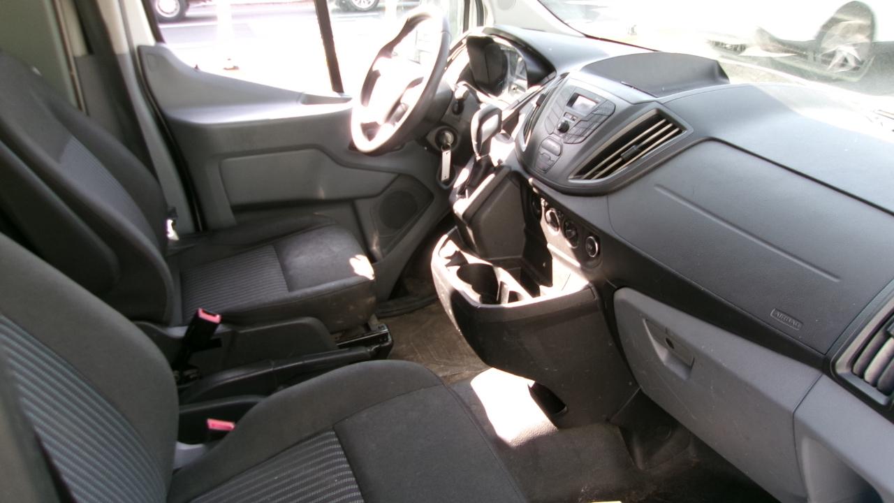 Ford Transit 250 Van Med. Roof w/Sliding Pass. 148-in. WB 2019