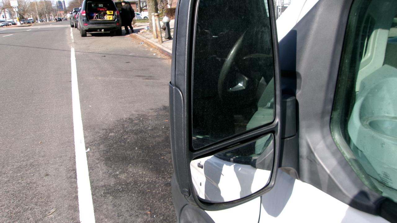 Ford Transit 250 Van Med. Roof w/Sliding Pass. 148-in. WB 2019