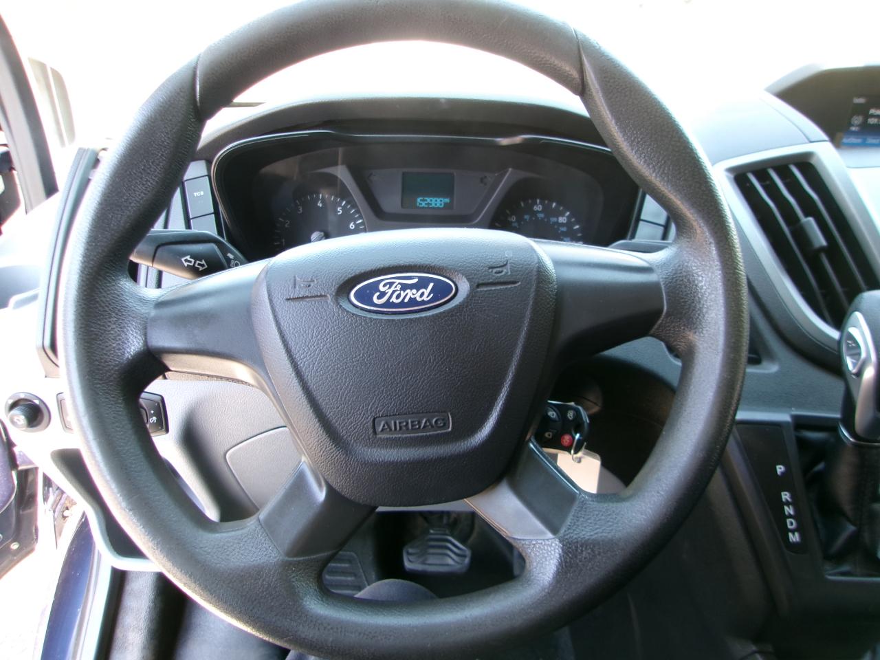 Ford Transit 250 Van Low Roof 60/40 Pass.130-in. WB 2016