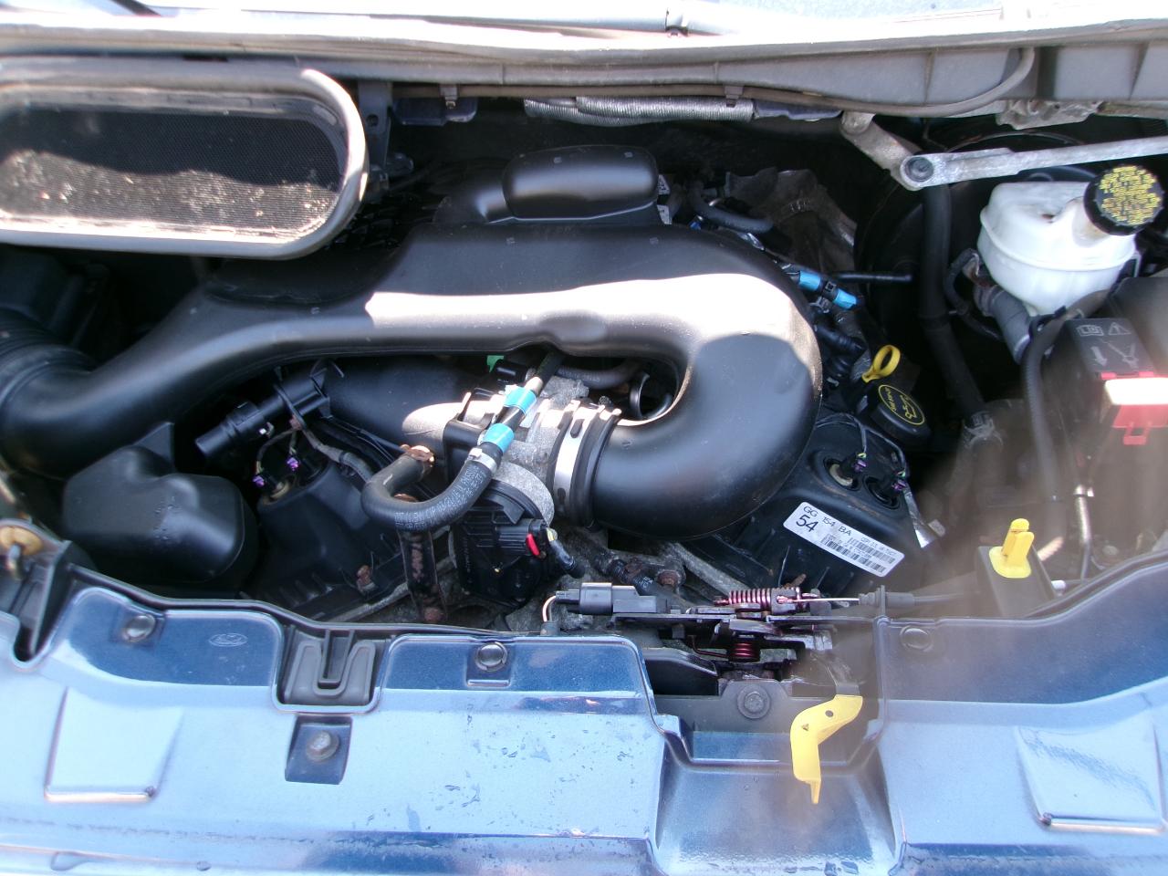 Ford Transit 250 Van Low Roof 60/40 Pass.130-in. WB 2016