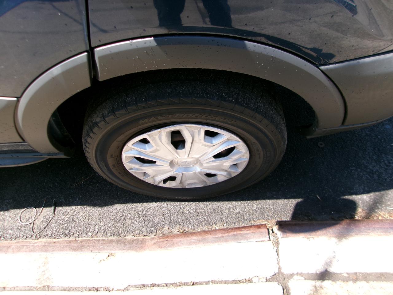 Ford Transit 250 Van Low Roof 60/40 Pass.130-in. WB 2016