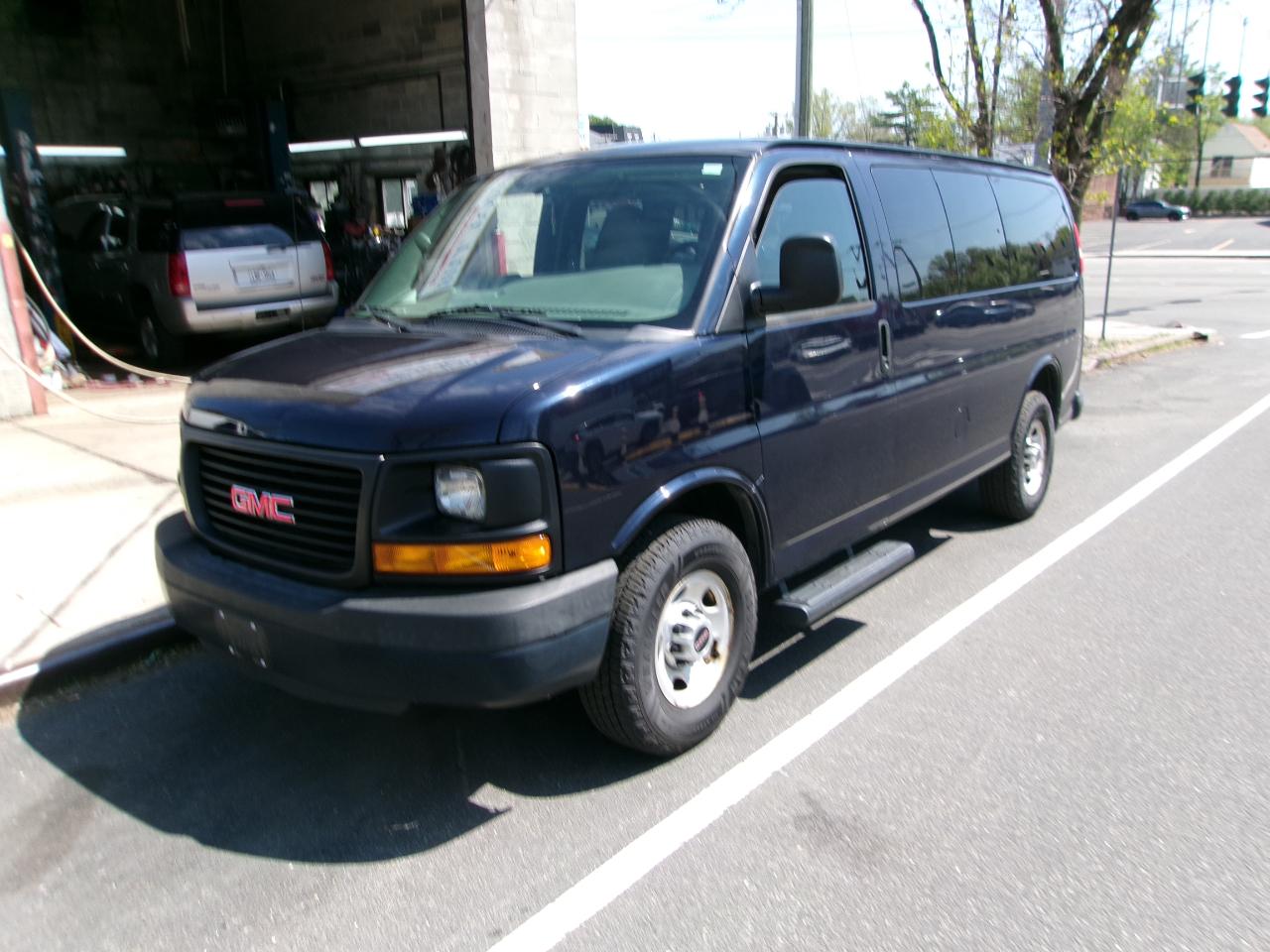 GMC Savana LS G2500 2015
