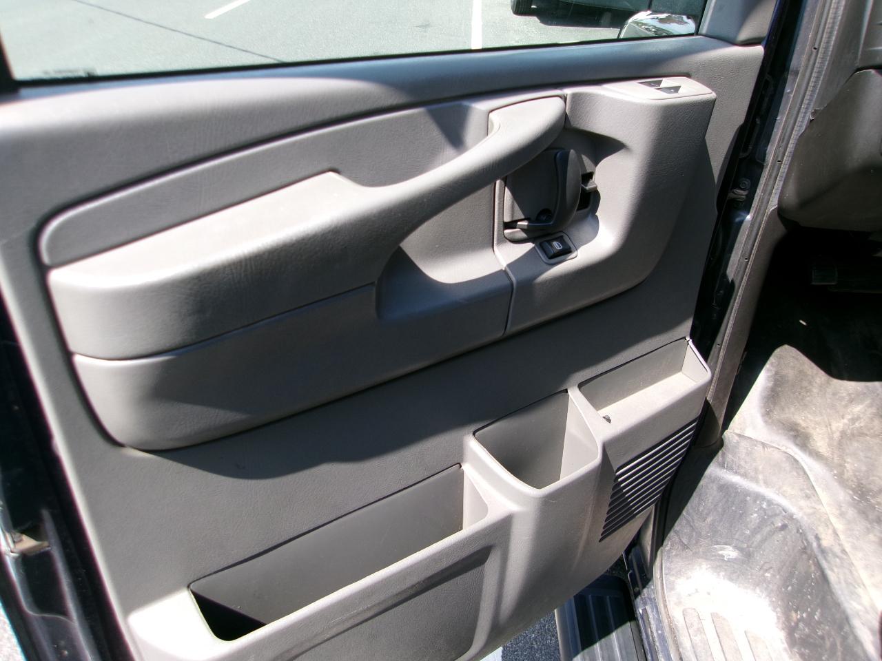 GMC Savana LS G2500 2015