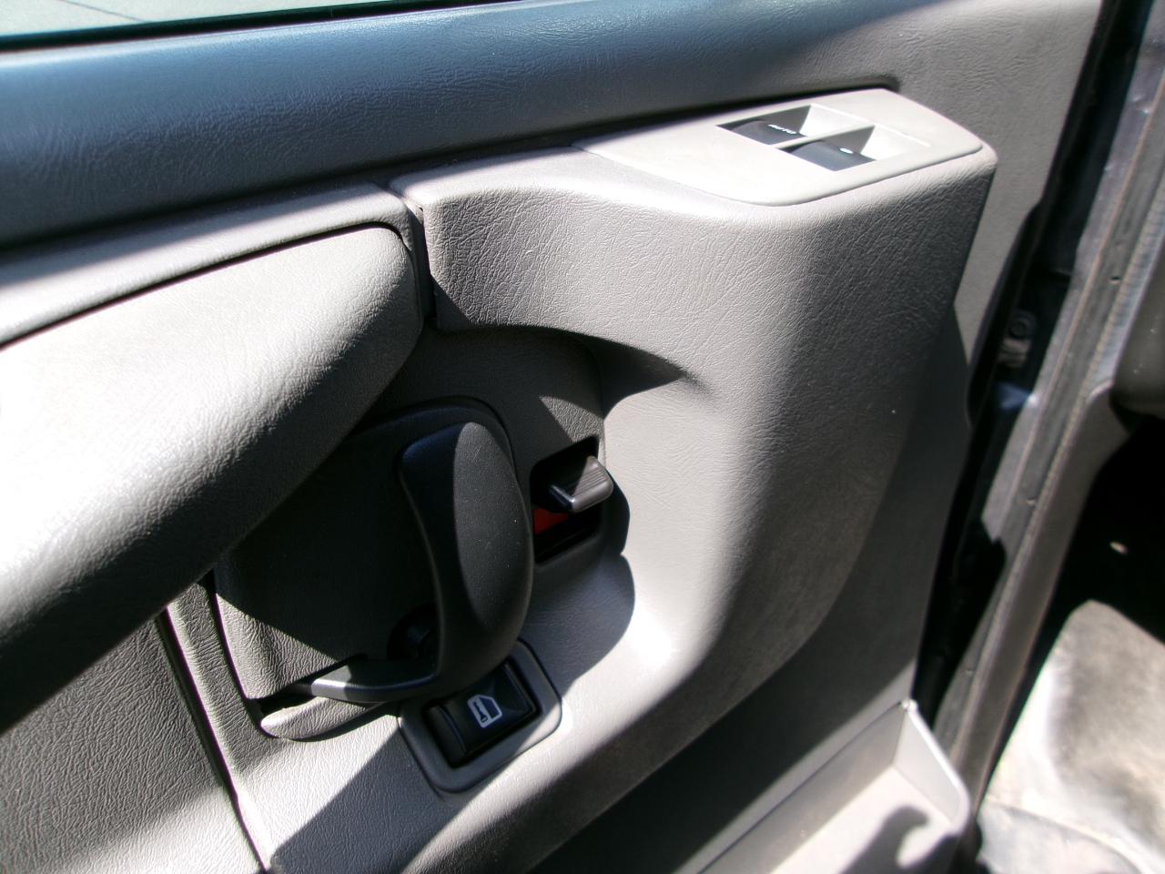 GMC Savana LS G2500 2015