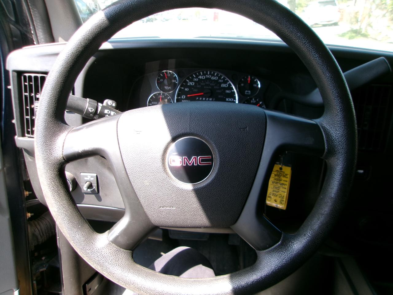 GMC Savana LS G2500 2015