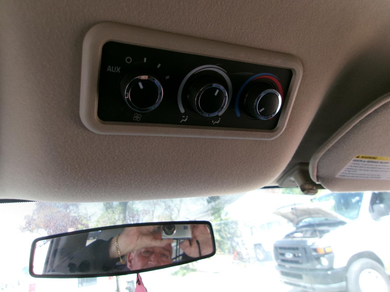 GMC Savana LS G2500 2015