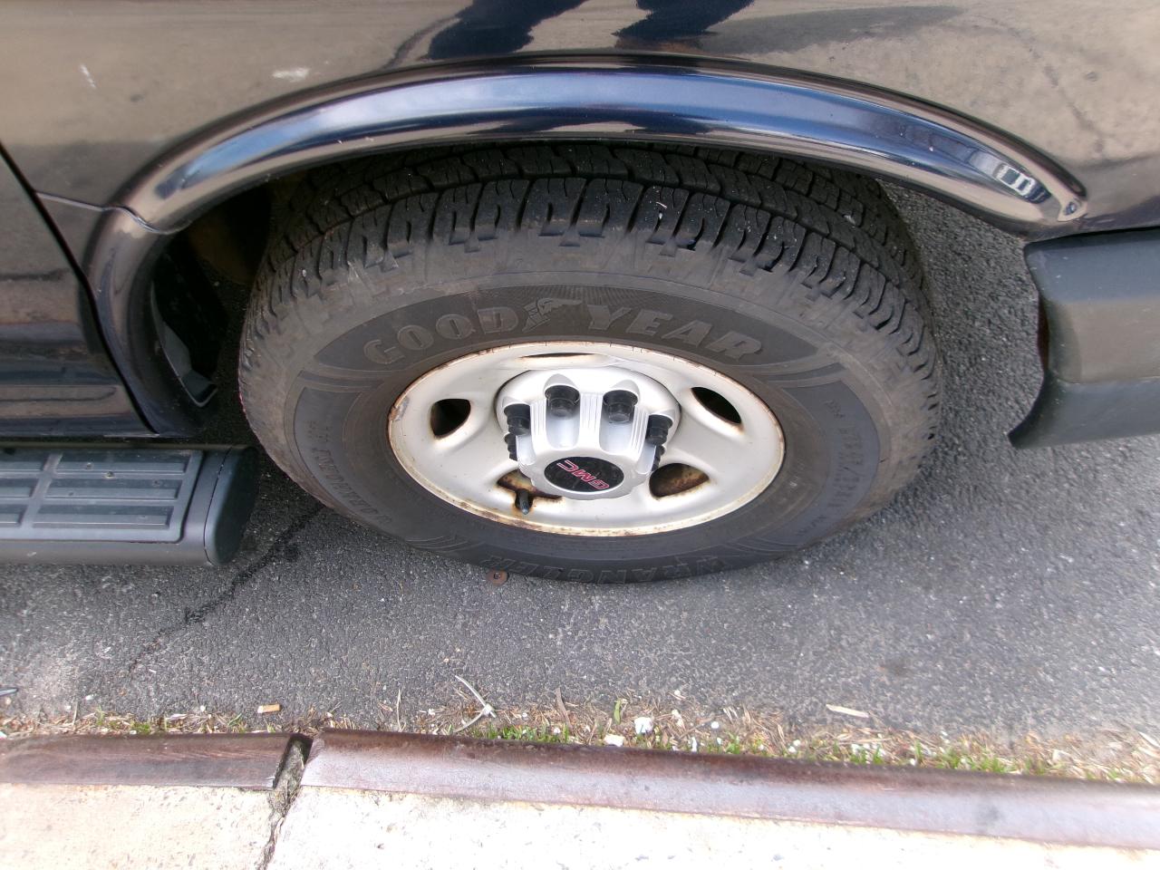 GMC Savana LS G2500 2015