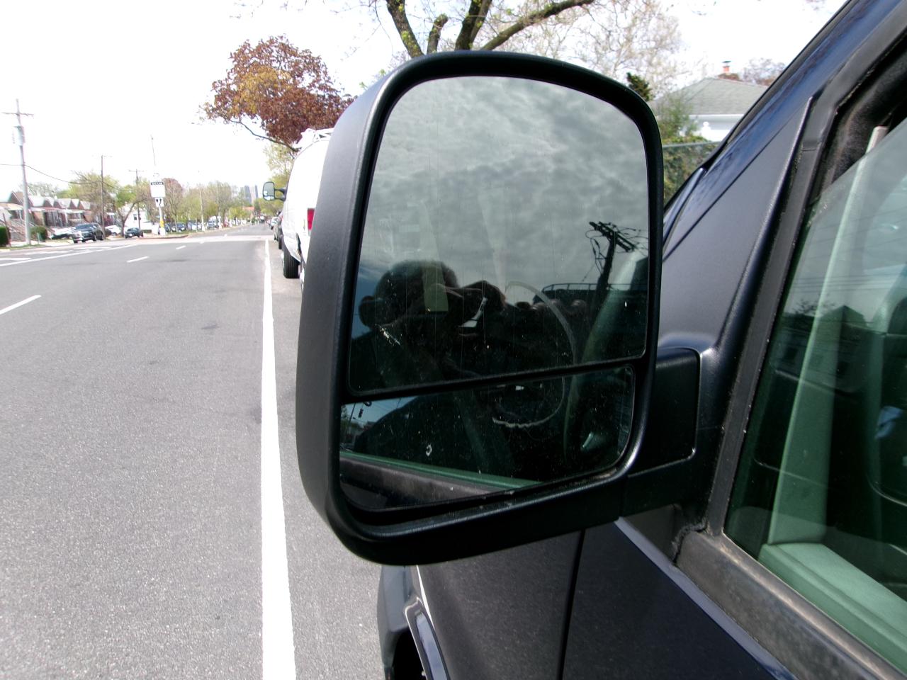 GMC Savana LS G2500 2015