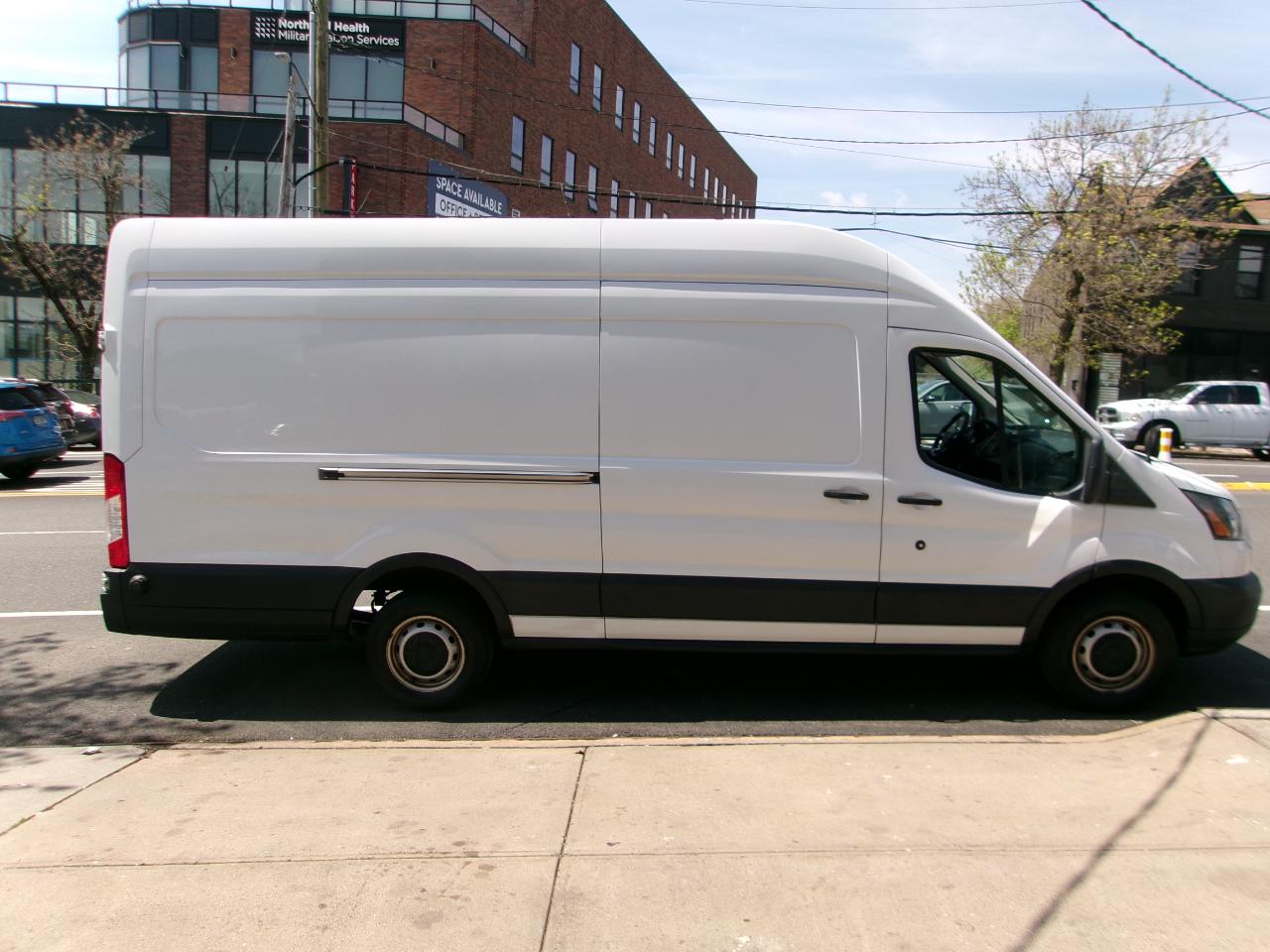 Ford Transit 350 Van High Roof w/Sliding Pass. 148-in. WB EL 2019