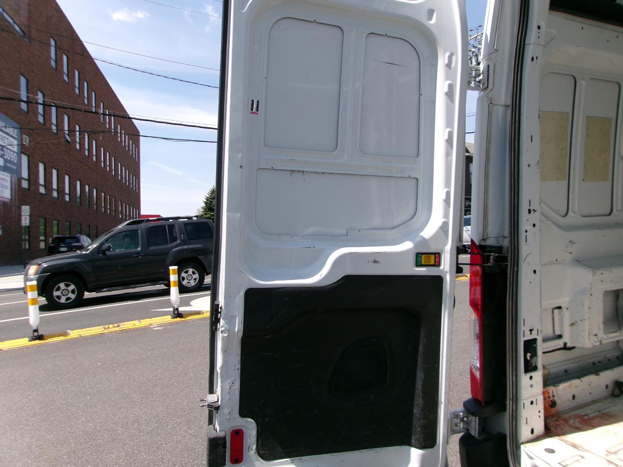 Ford Transit 350 Van High Roof w/Sliding Pass. 148-in. WB EL 2019