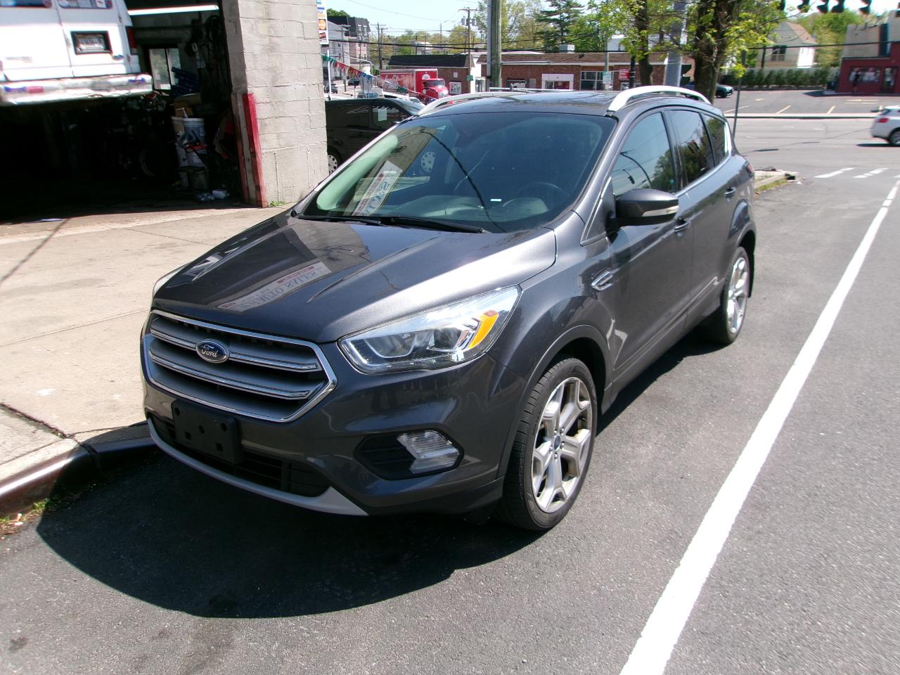Ford Escape Titanium 4WD 2017