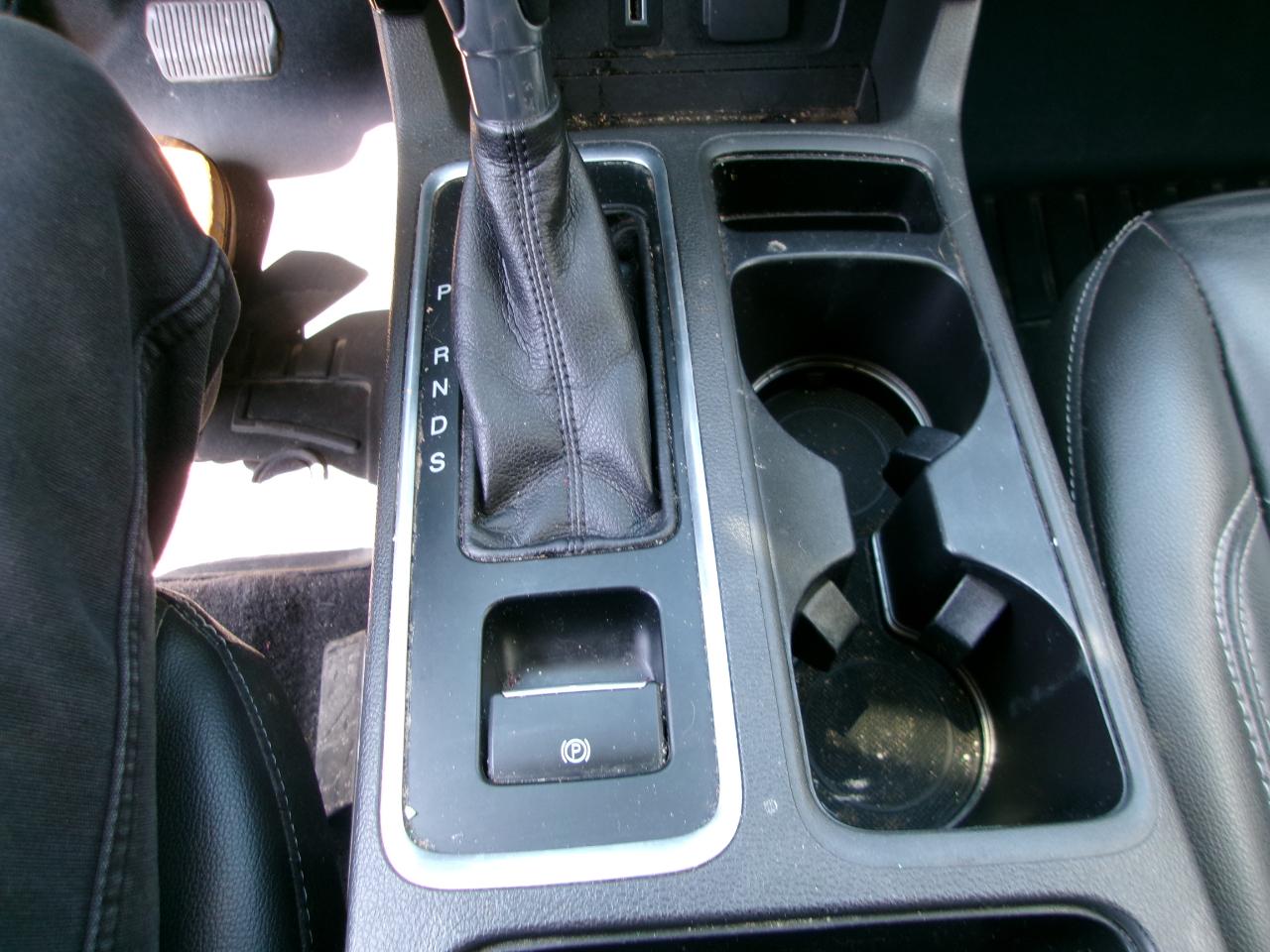 Ford Escape Titanium 4WD 2017