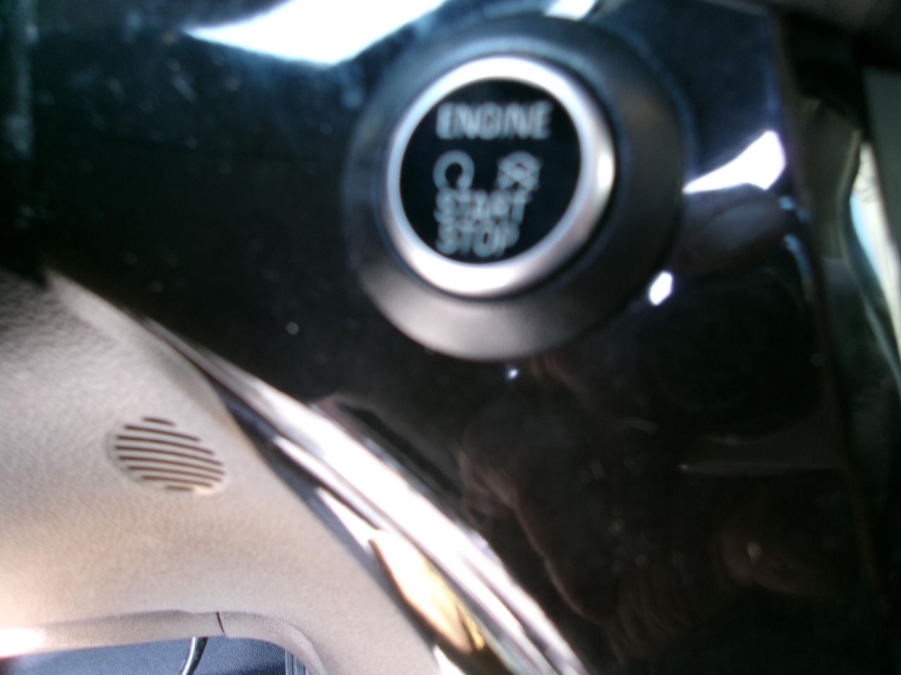 Ford Escape Titanium 4WD 2017