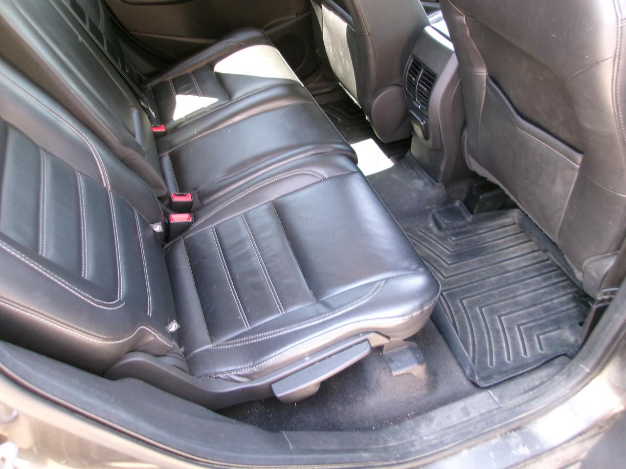 Ford Escape Titanium 4WD 2017