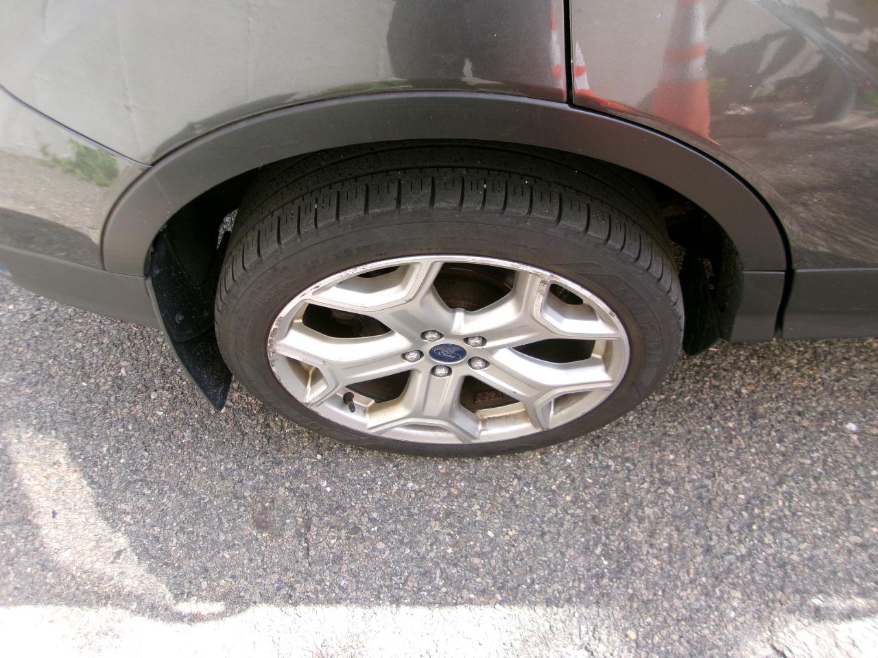 Ford Escape Titanium 4WD 2017