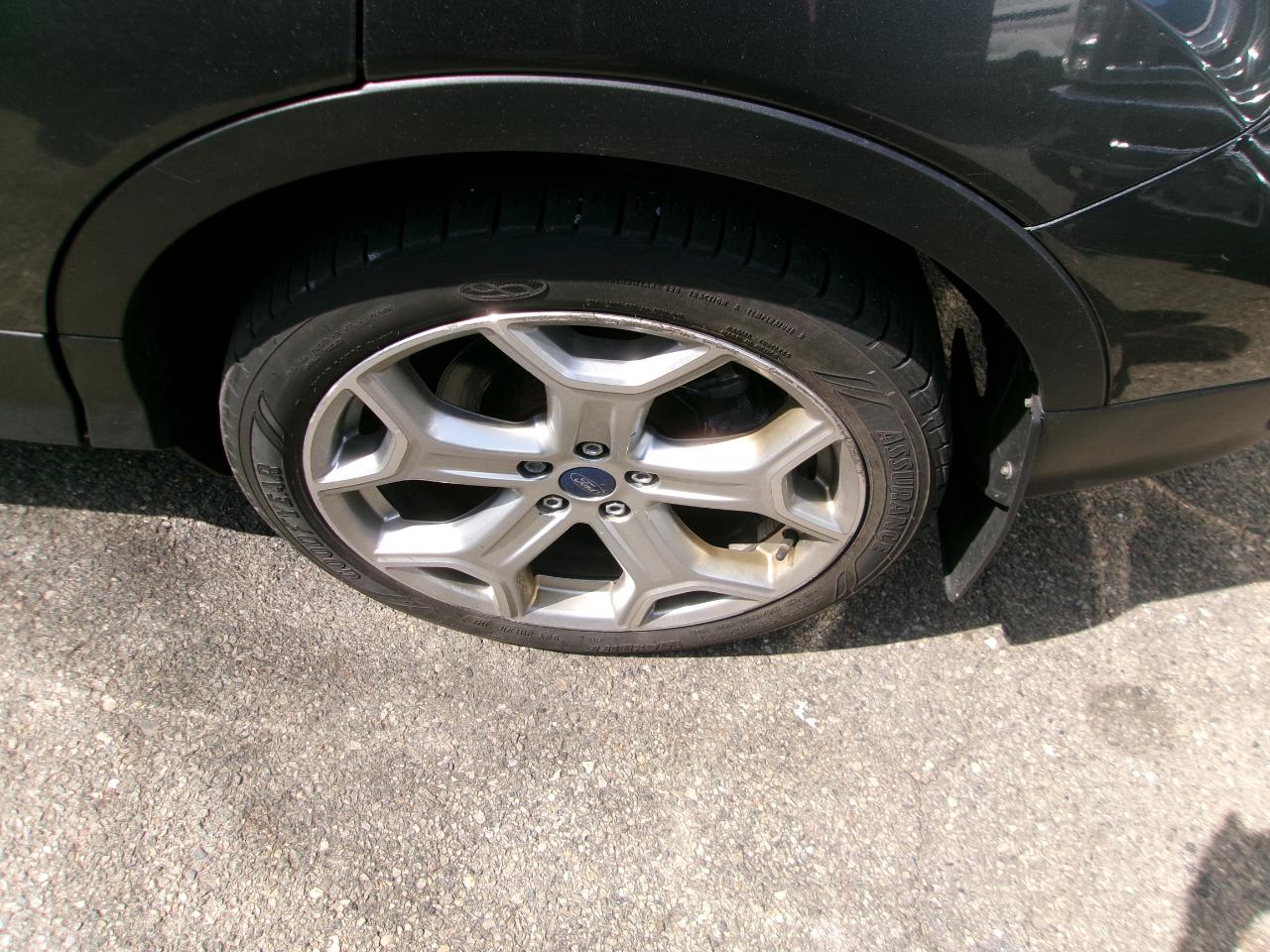 Ford Escape Titanium 4WD 2017