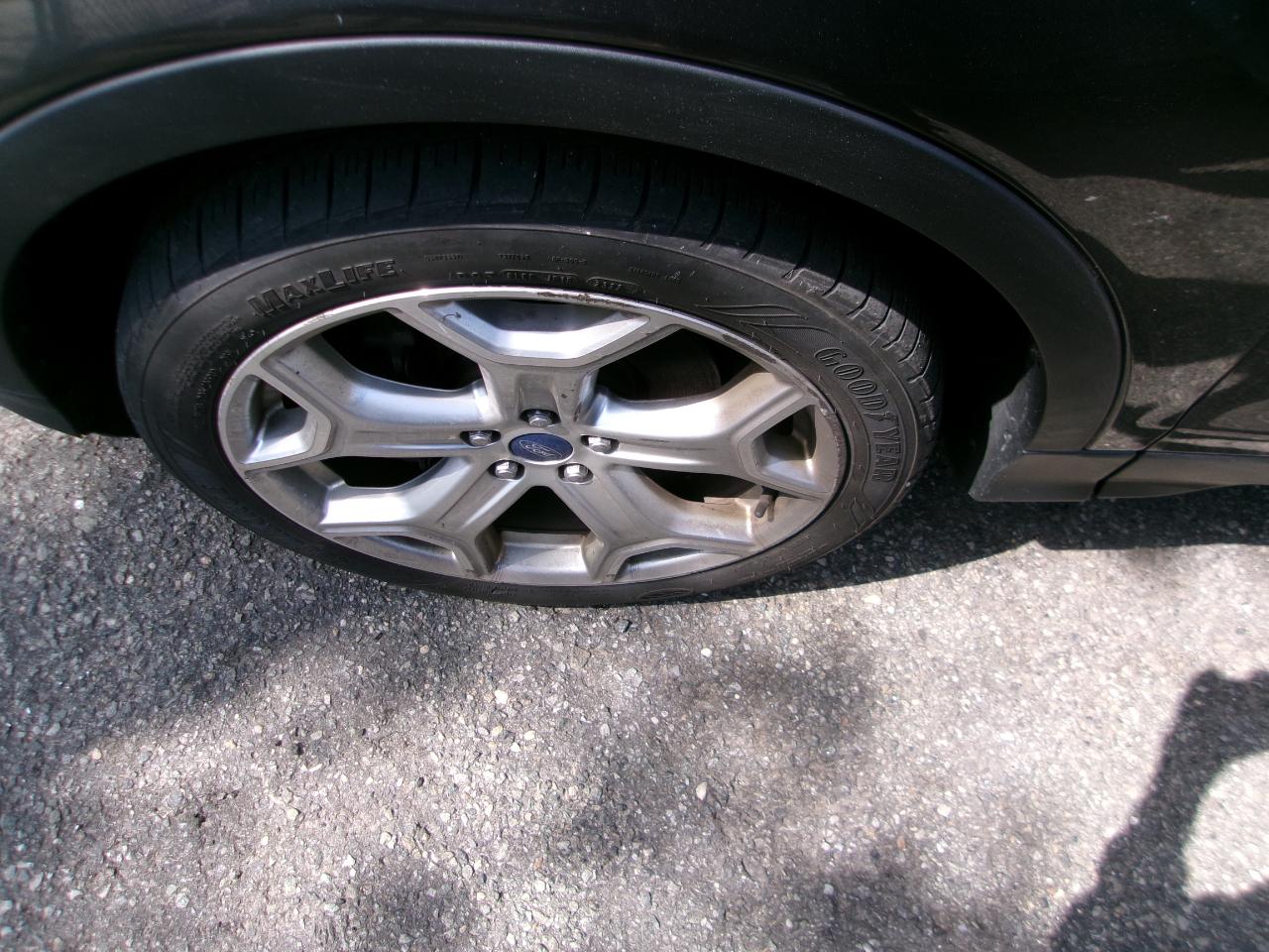 Ford Escape Titanium 4WD 2017