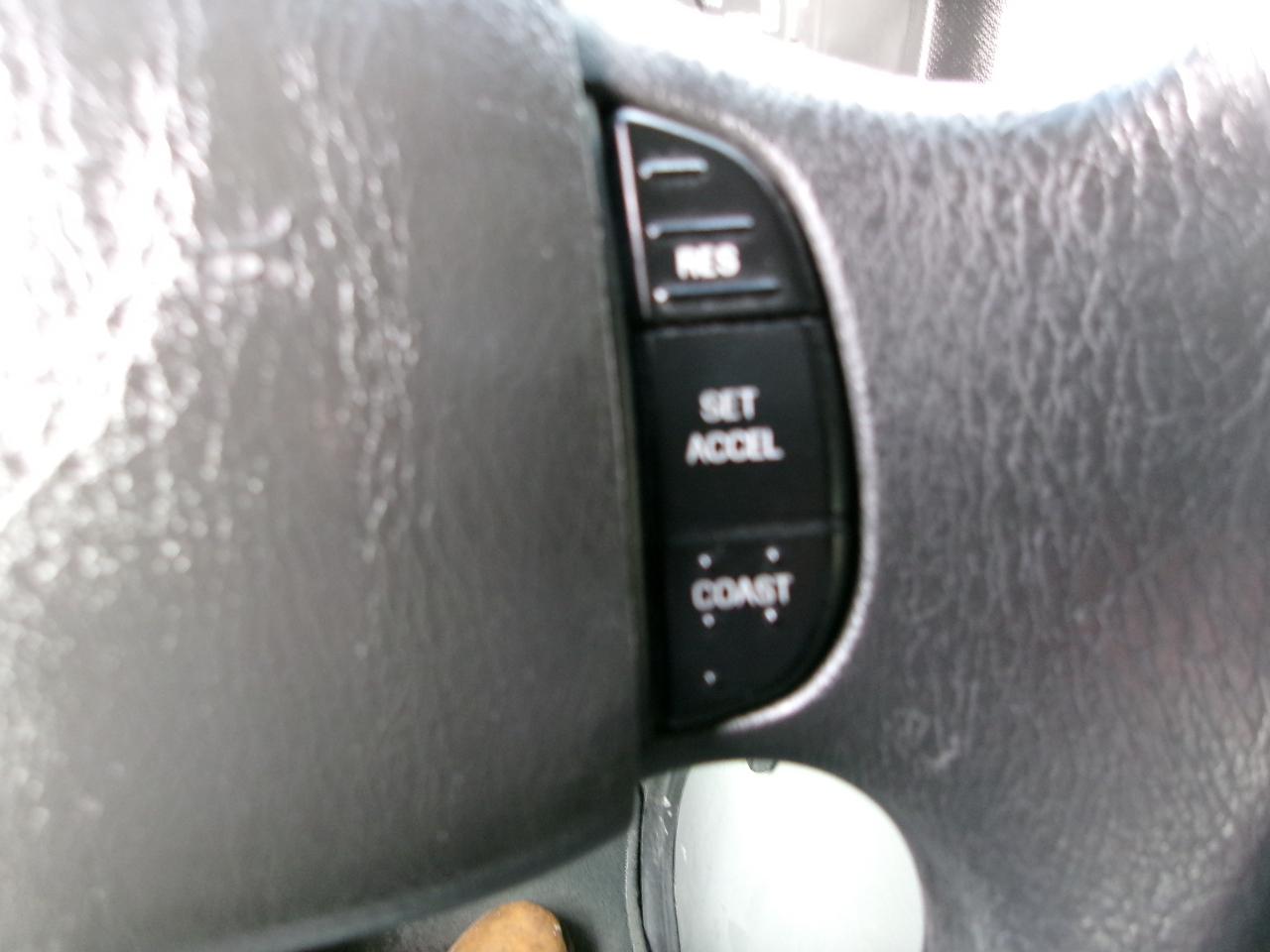 Ford Econoline E-350 XLT Super Duty 2013