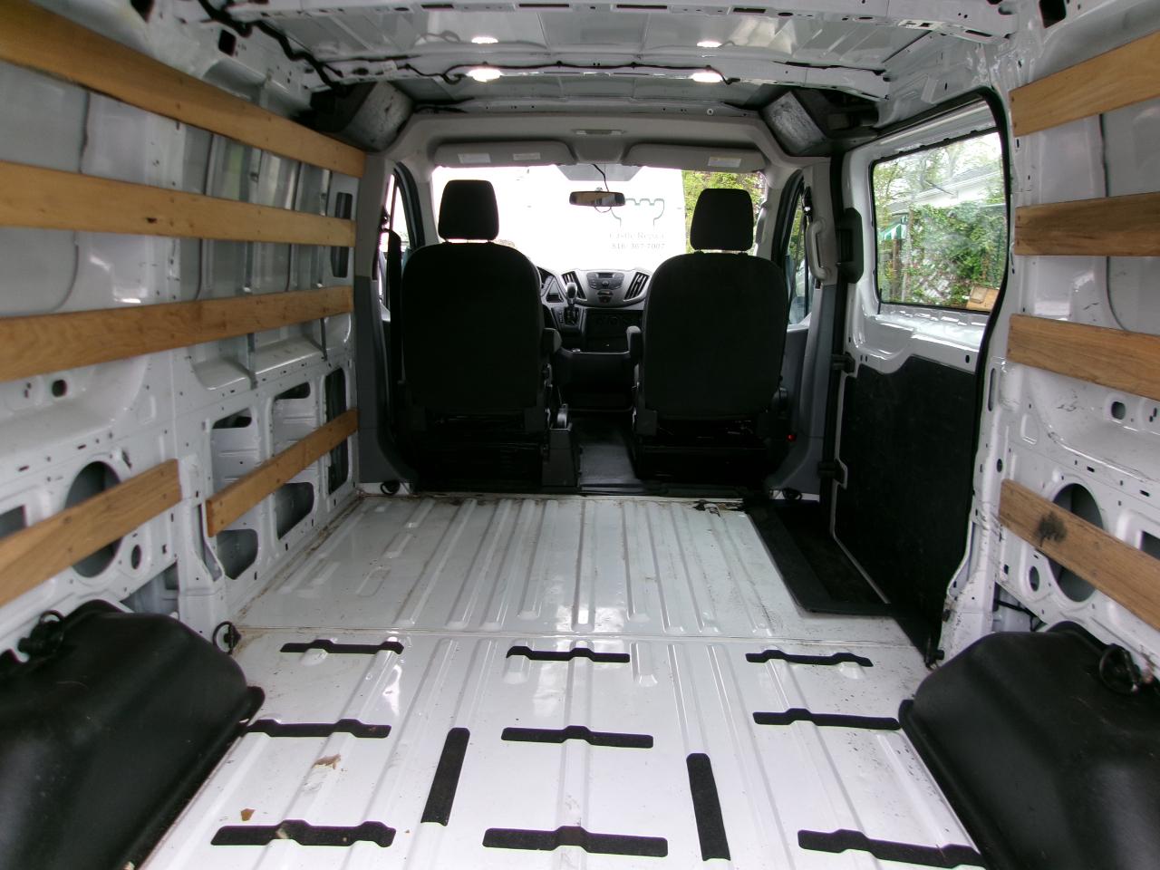 Ford Transit 250 Van Low Roof w/Sliding Pass. 130-in. WB 2019