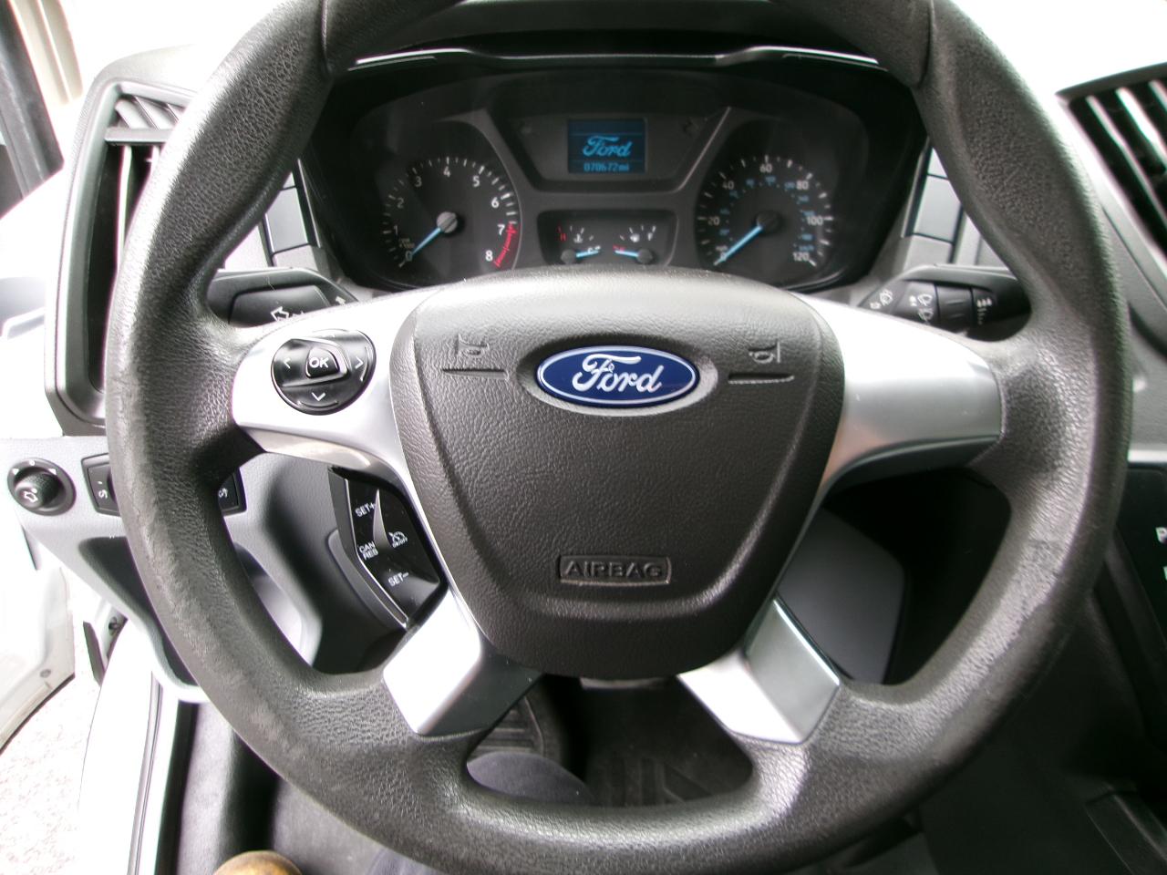 Ford Transit 250 Van Low Roof w/Sliding Pass. 130-in. WB 2019