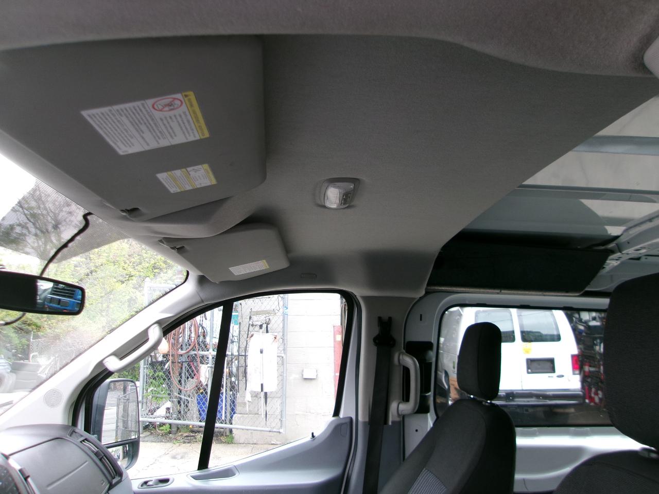 Ford Transit 250 Van Low Roof w/Sliding Pass. 130-in. WB 2019