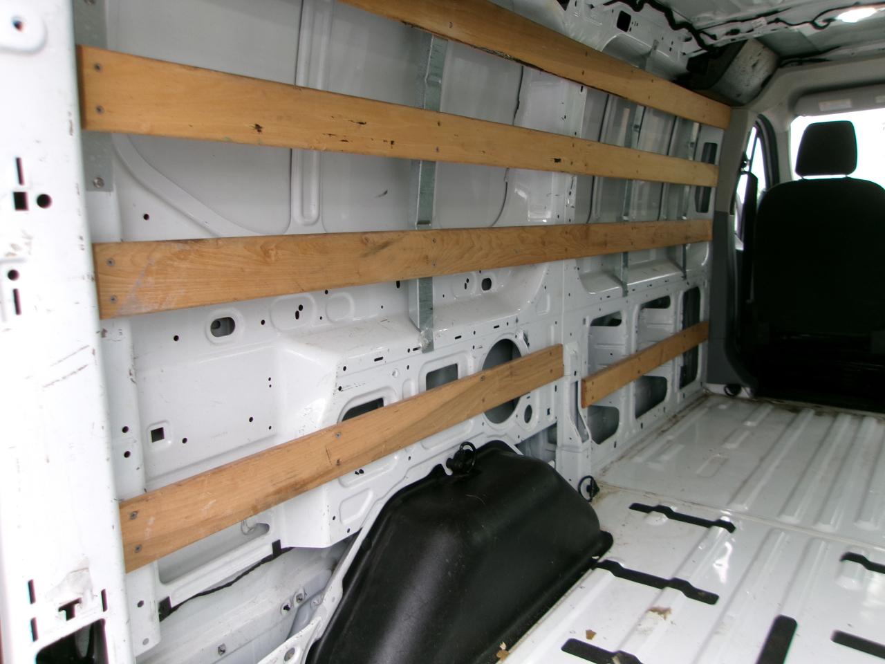 Ford Transit 250 Van Low Roof w/Sliding Pass. 130-in. WB 2019