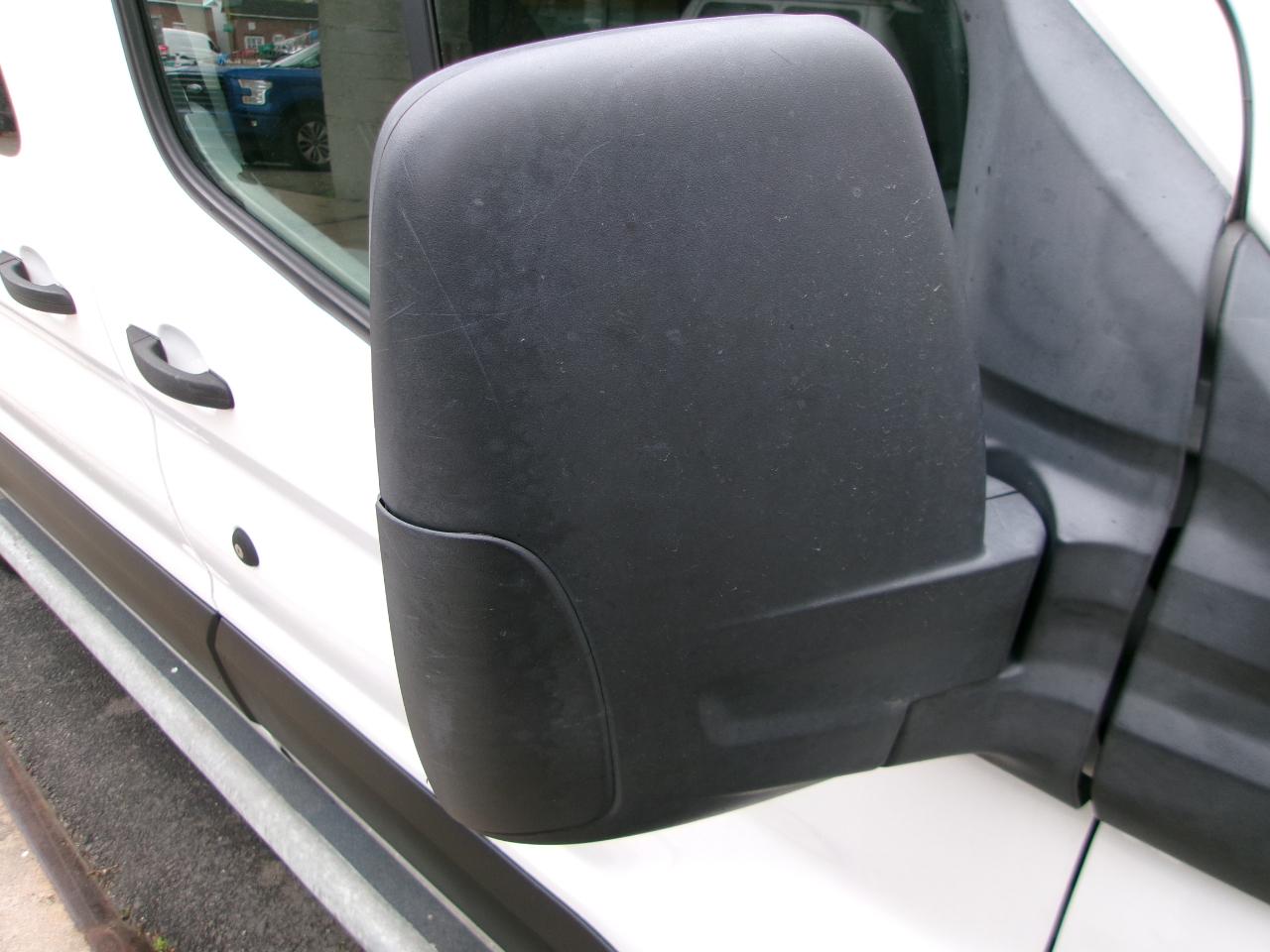 Ford Transit 250 Van Low Roof w/Sliding Pass. 130-in. WB 2019