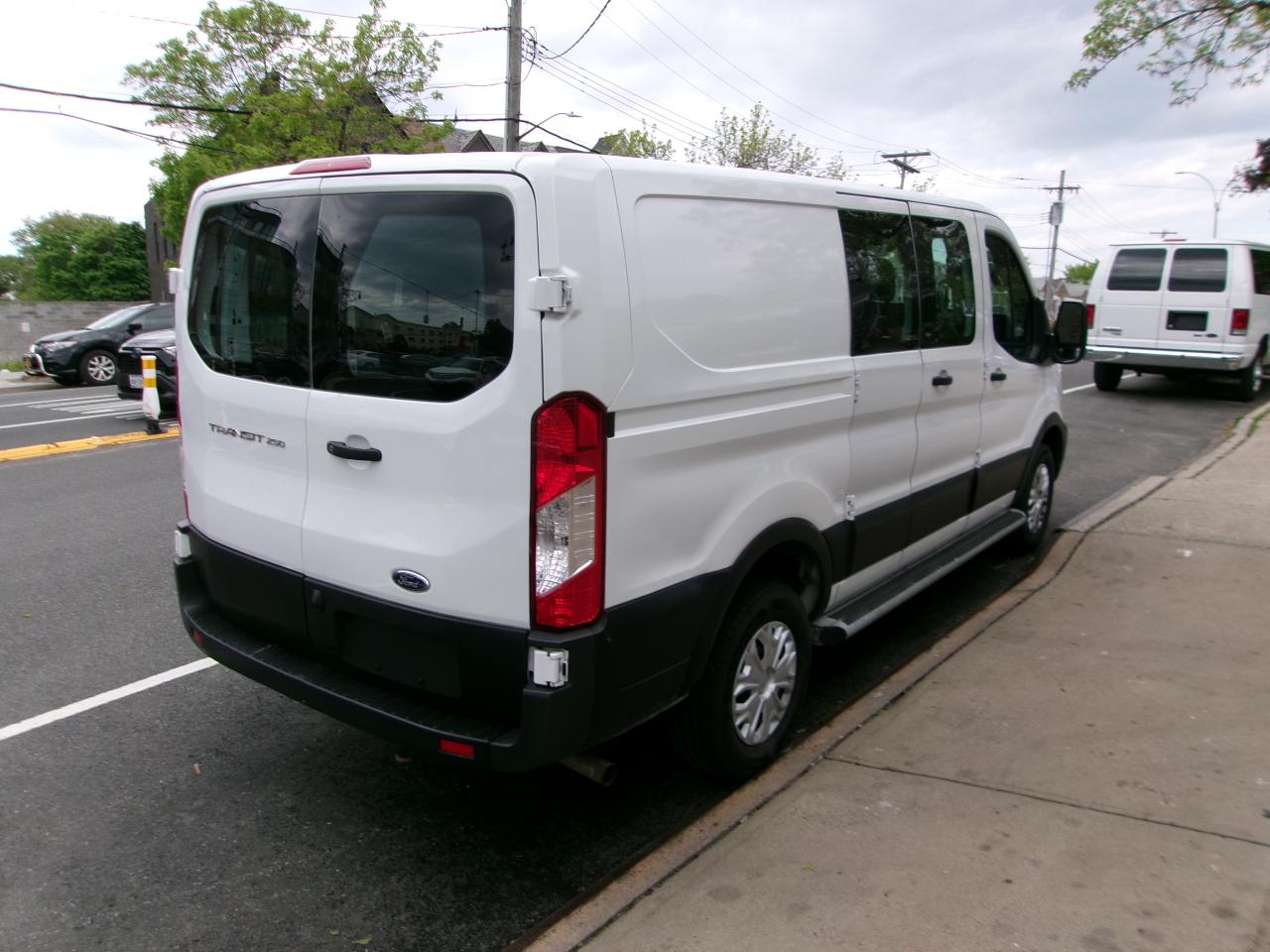 Ford Transit 250 Van 2022