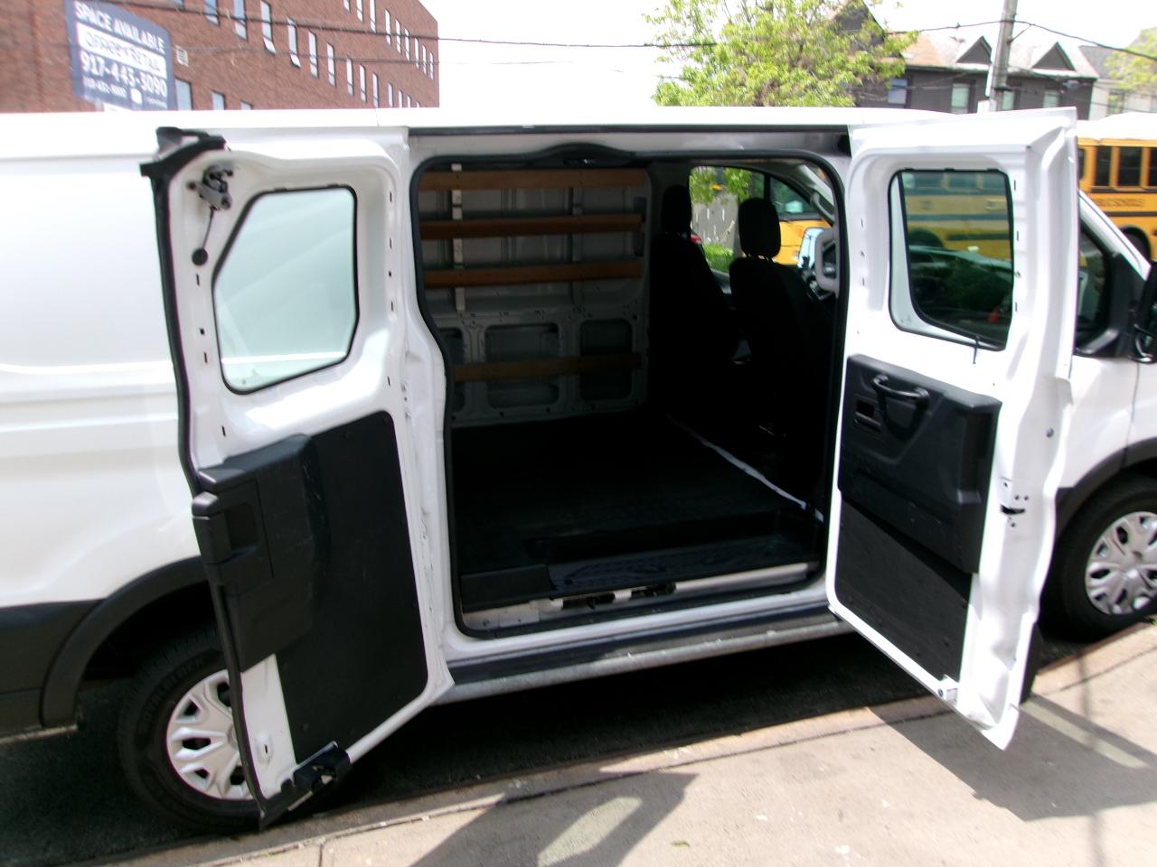 Ford Transit 250 Van 2022