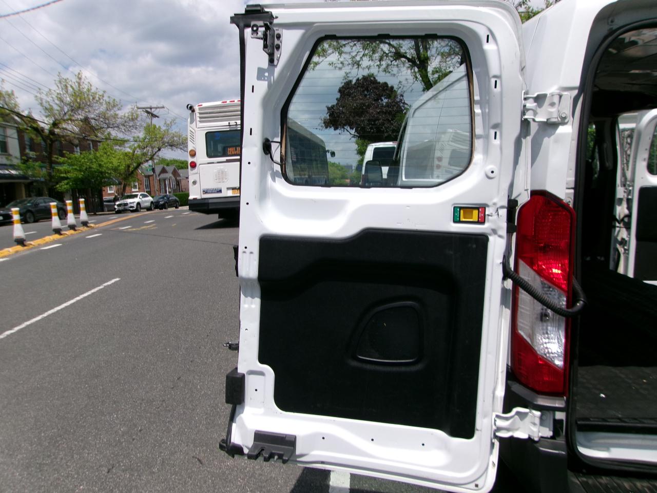 Ford Transit 250 Van 2022