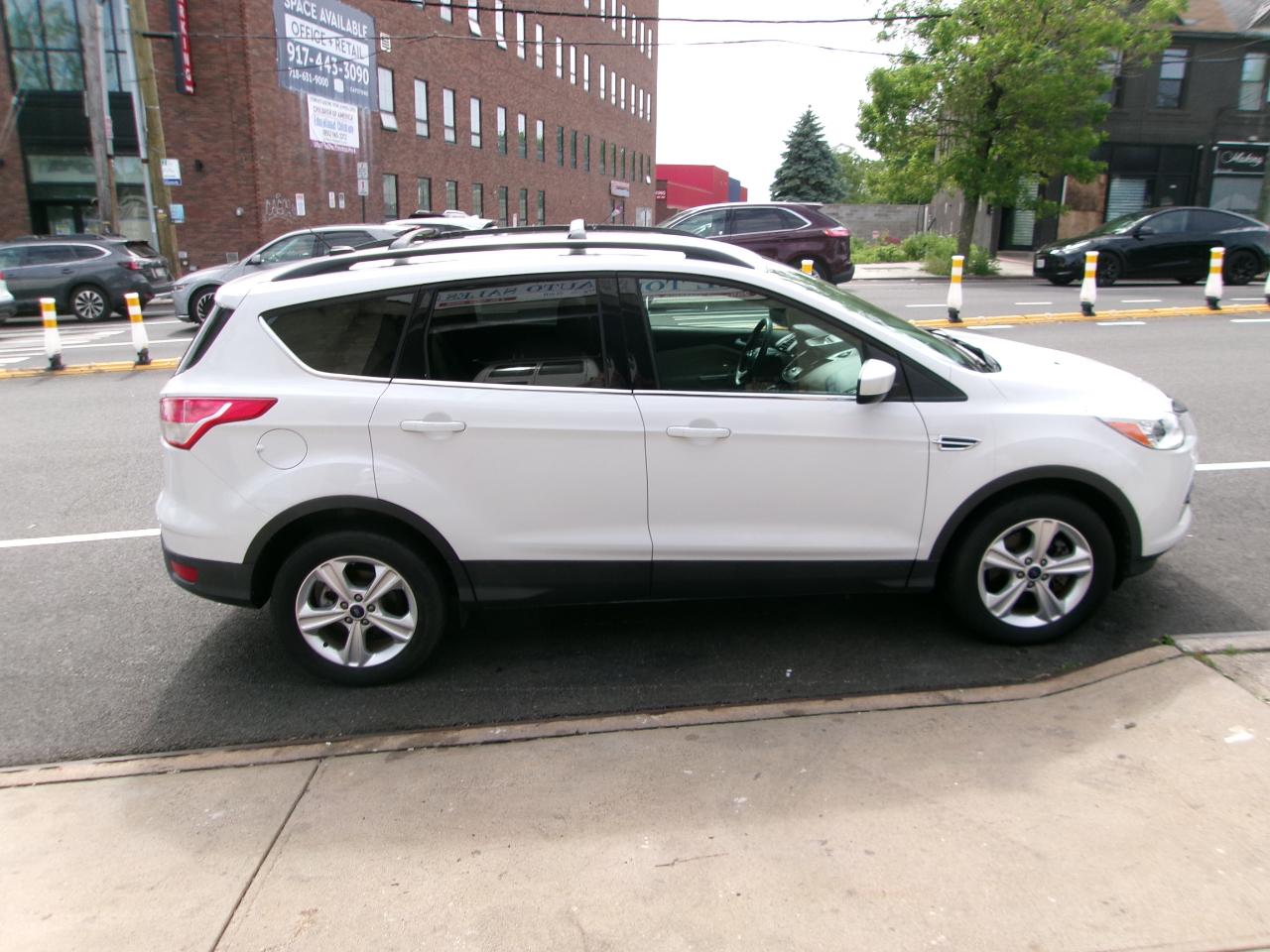 Ford Escape SE 4WD 2016