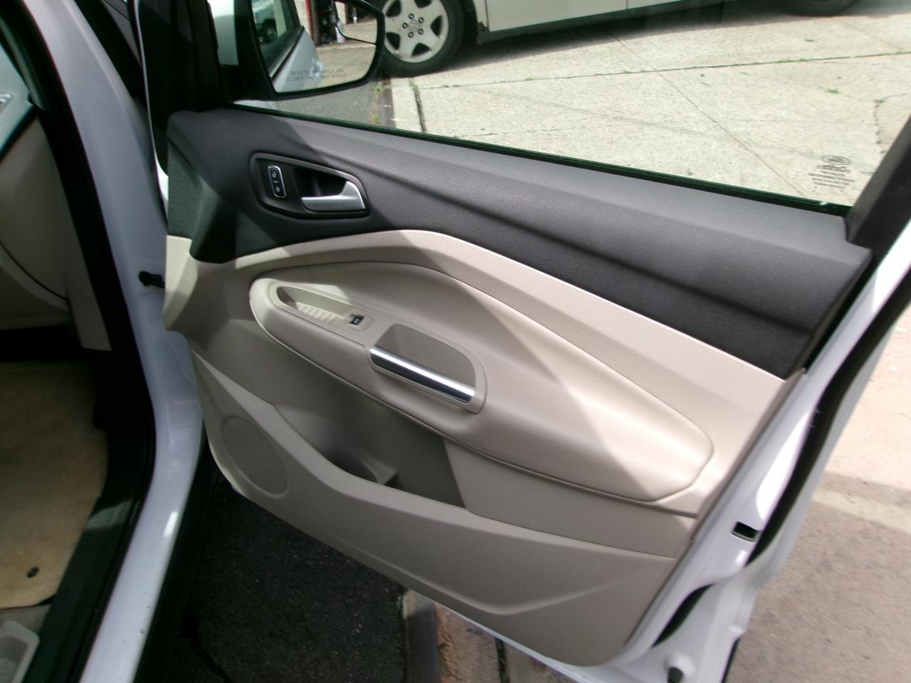 Ford Escape SE 4WD 2016