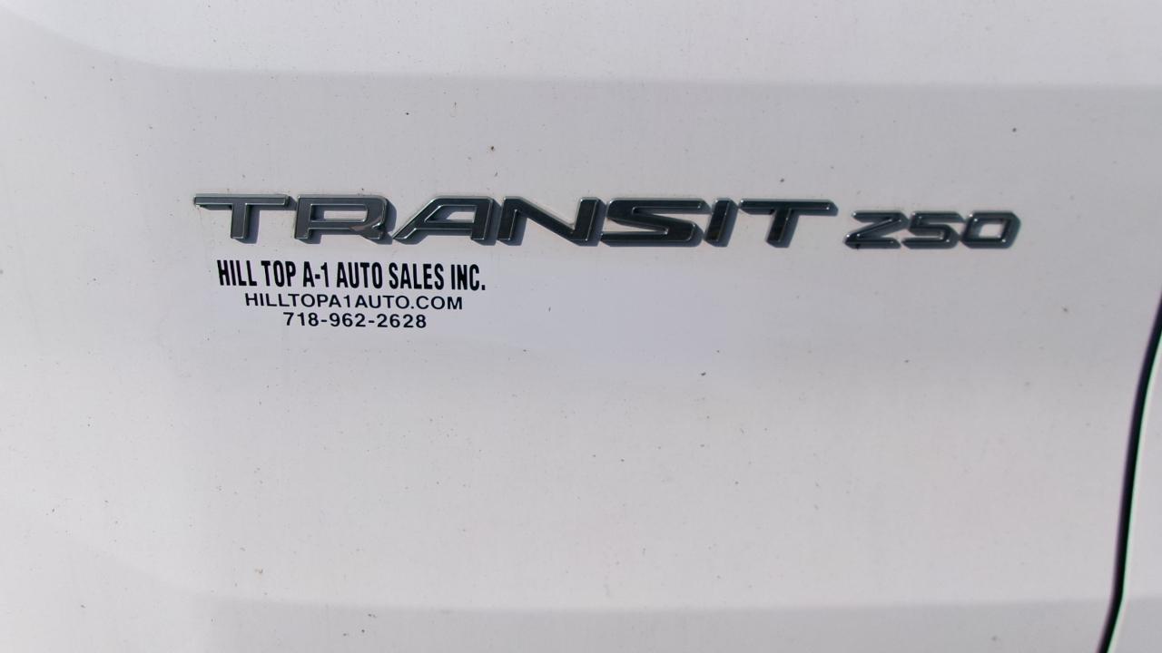 Ford Transit 250 Van Med. Roof w/Sliding Pass. 130-in. WB 2020