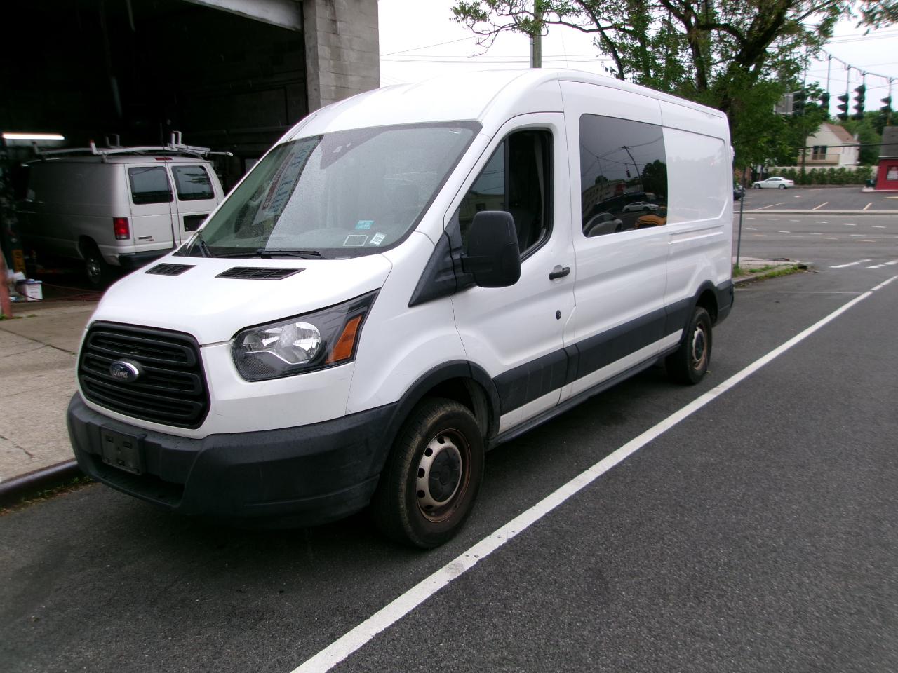 Ford Transit 250 Van Med. Roof w/Sliding Pass. 148-in. WB 2019