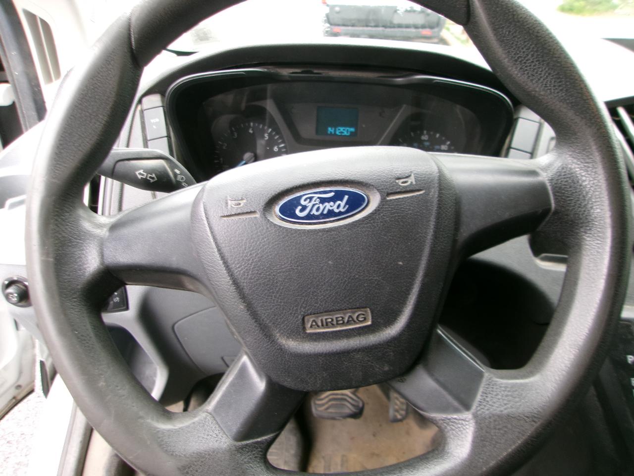 Ford Transit 250 Van Med. Roof w/Sliding Pass. 148-in. WB 2019