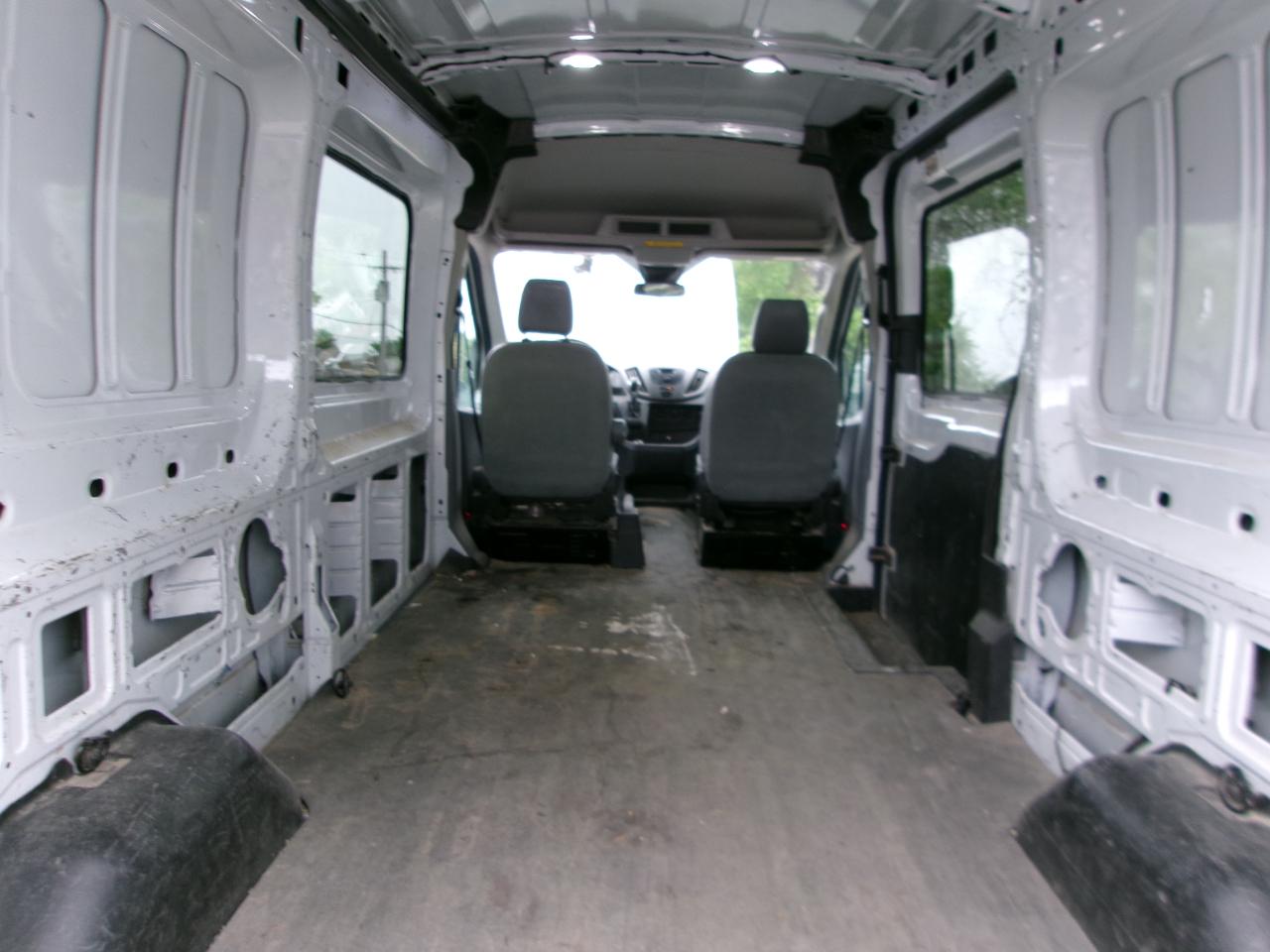 Ford Transit 250 Van Med. Roof w/Sliding Pass. 148-in. WB 2019