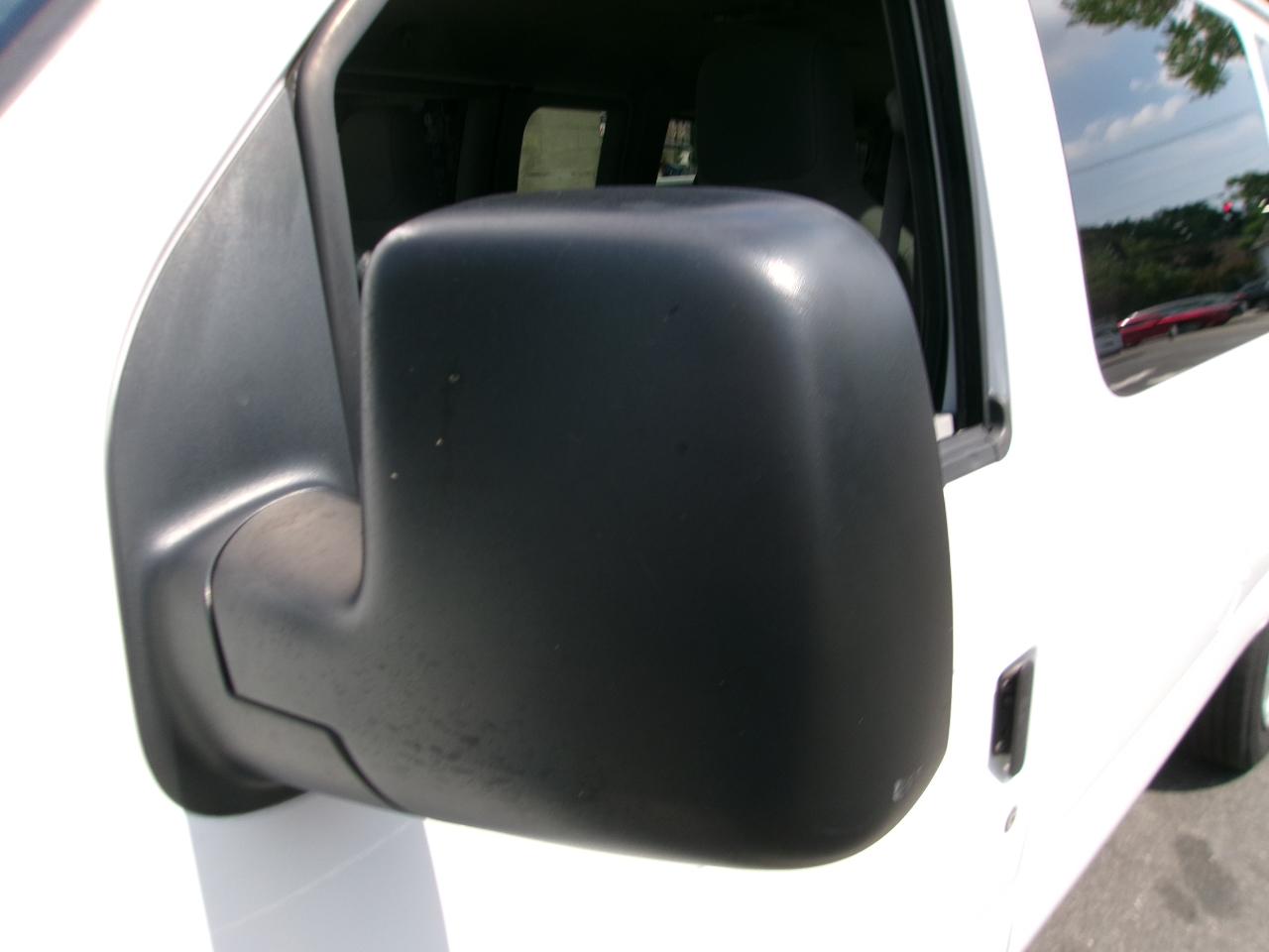 Ford Econoline E-350 XLT Super Duty 2014