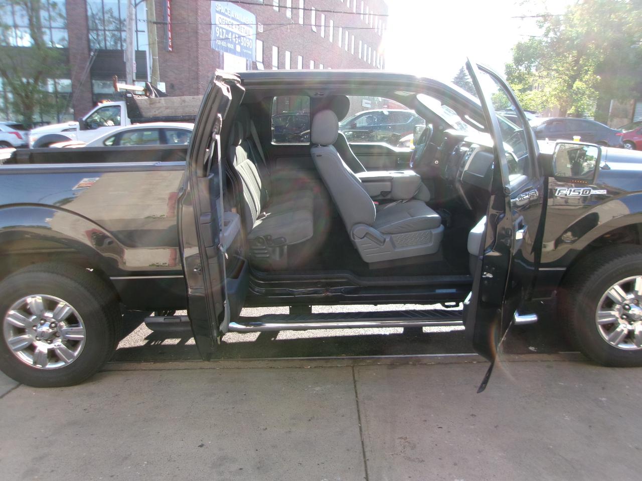 Ford F-150  2012