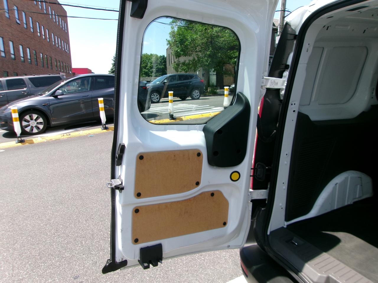 Ford Transit Connect Cargo Van XL LWB w/Rear 180 Degree Door 2019