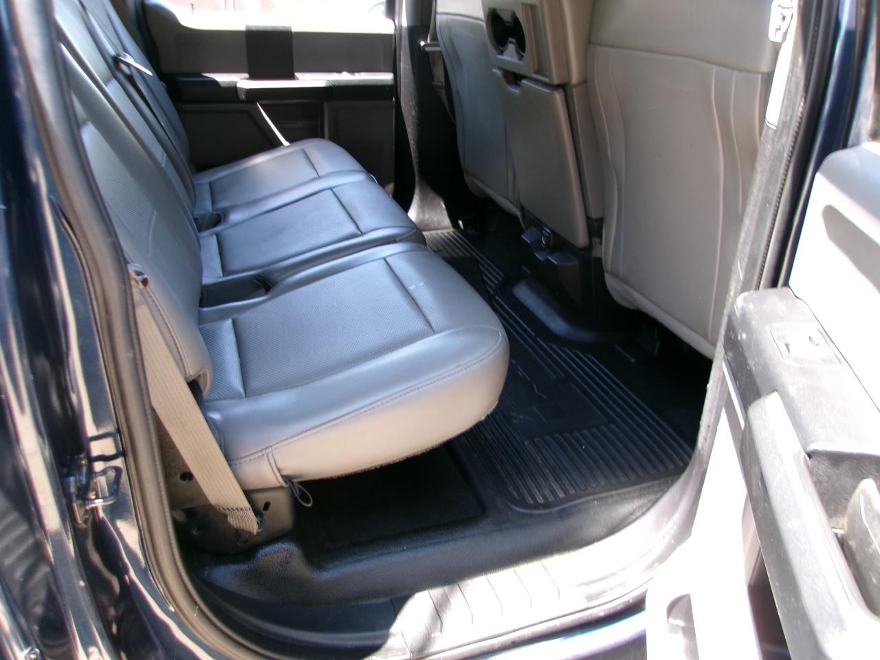 Ford F-250 SD Lariat Crew Cab 2WD 2019