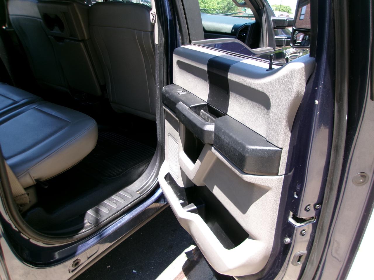 Ford F-250 SD Lariat Crew Cab 2WD 2019