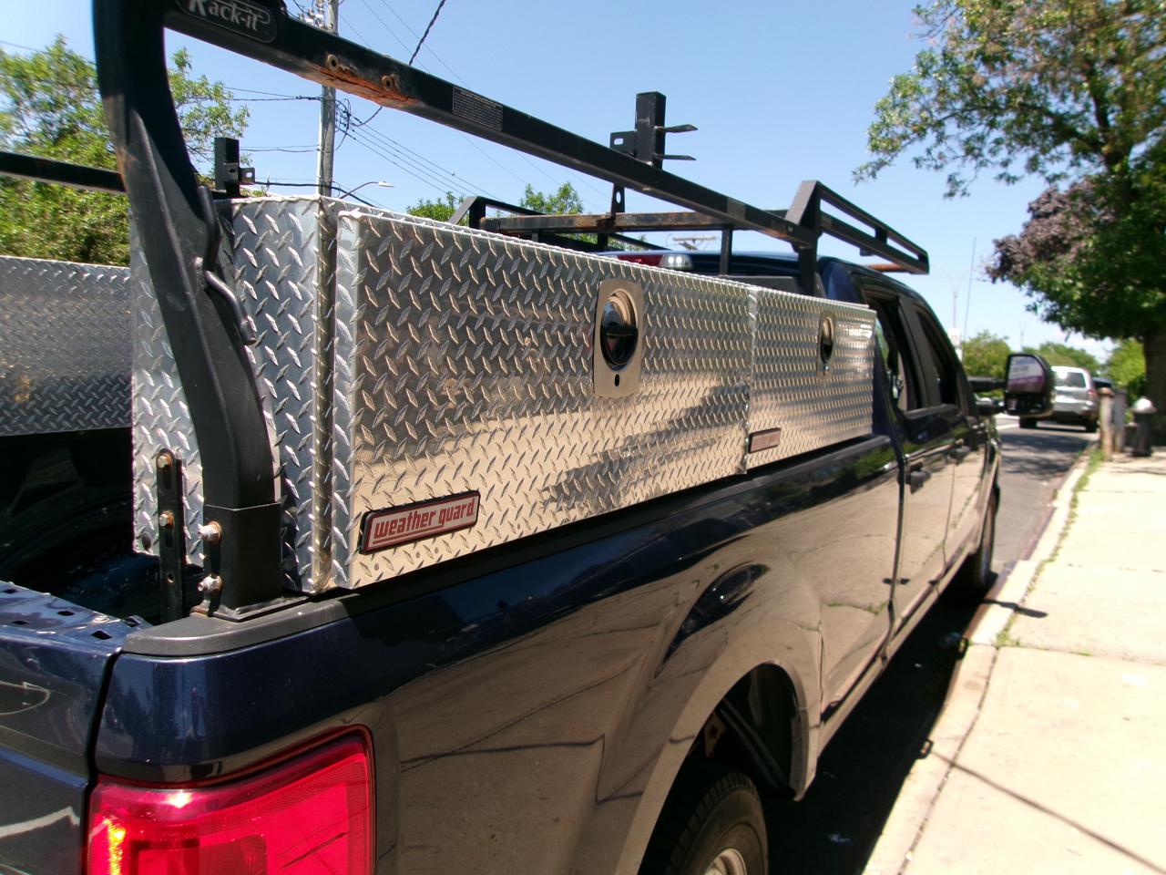 Ford F-250 SD Lariat Crew Cab 2WD 2019
