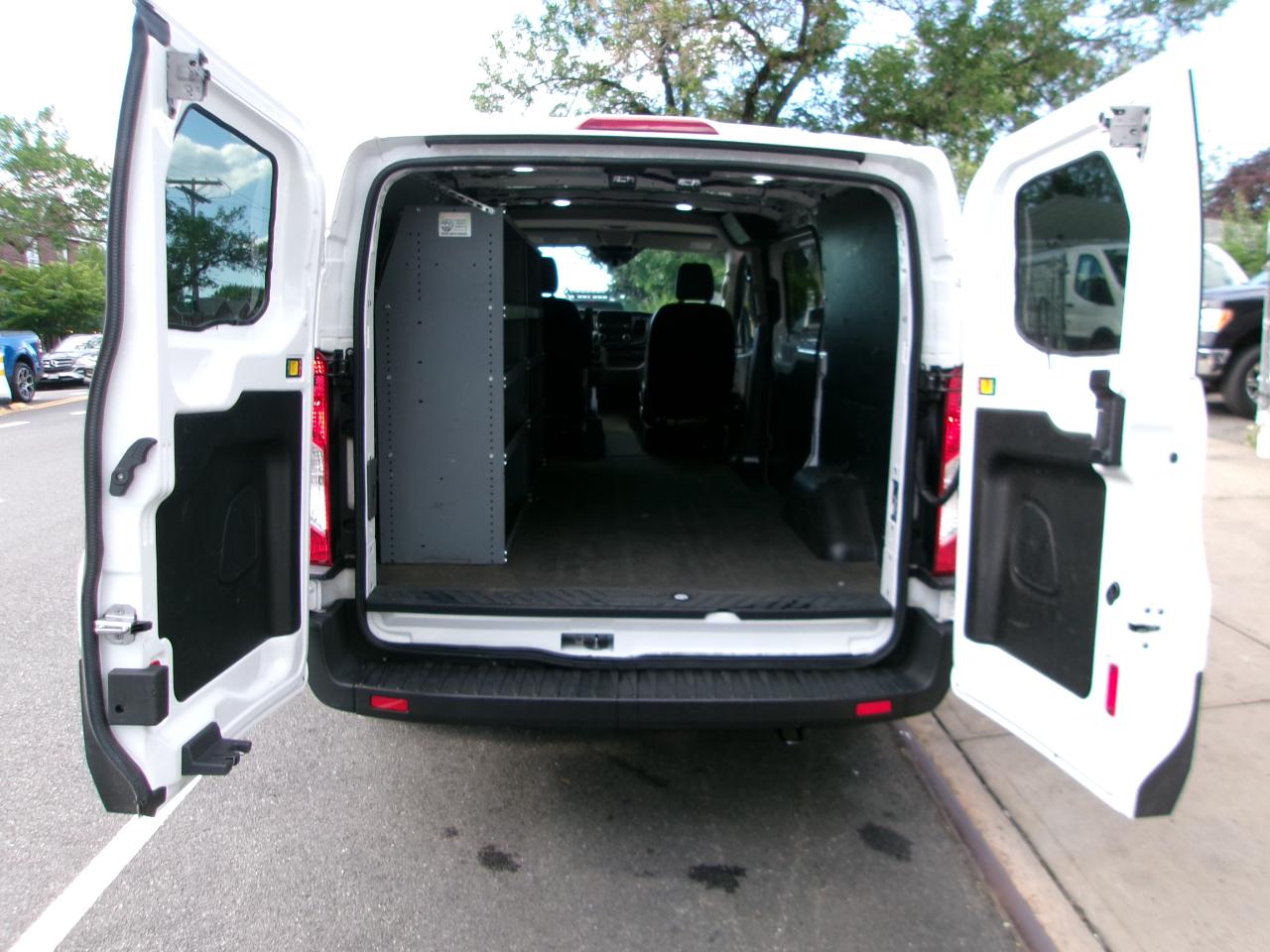 Ford Transit 150 Van Low Roof w/Sliding Pass. 130-in. WB 2020