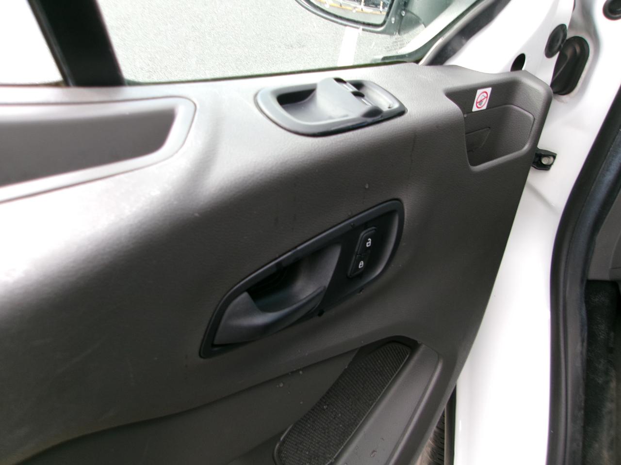 Ford Transit 150 Van Low Roof w/Sliding Pass. 130-in. WB 2020