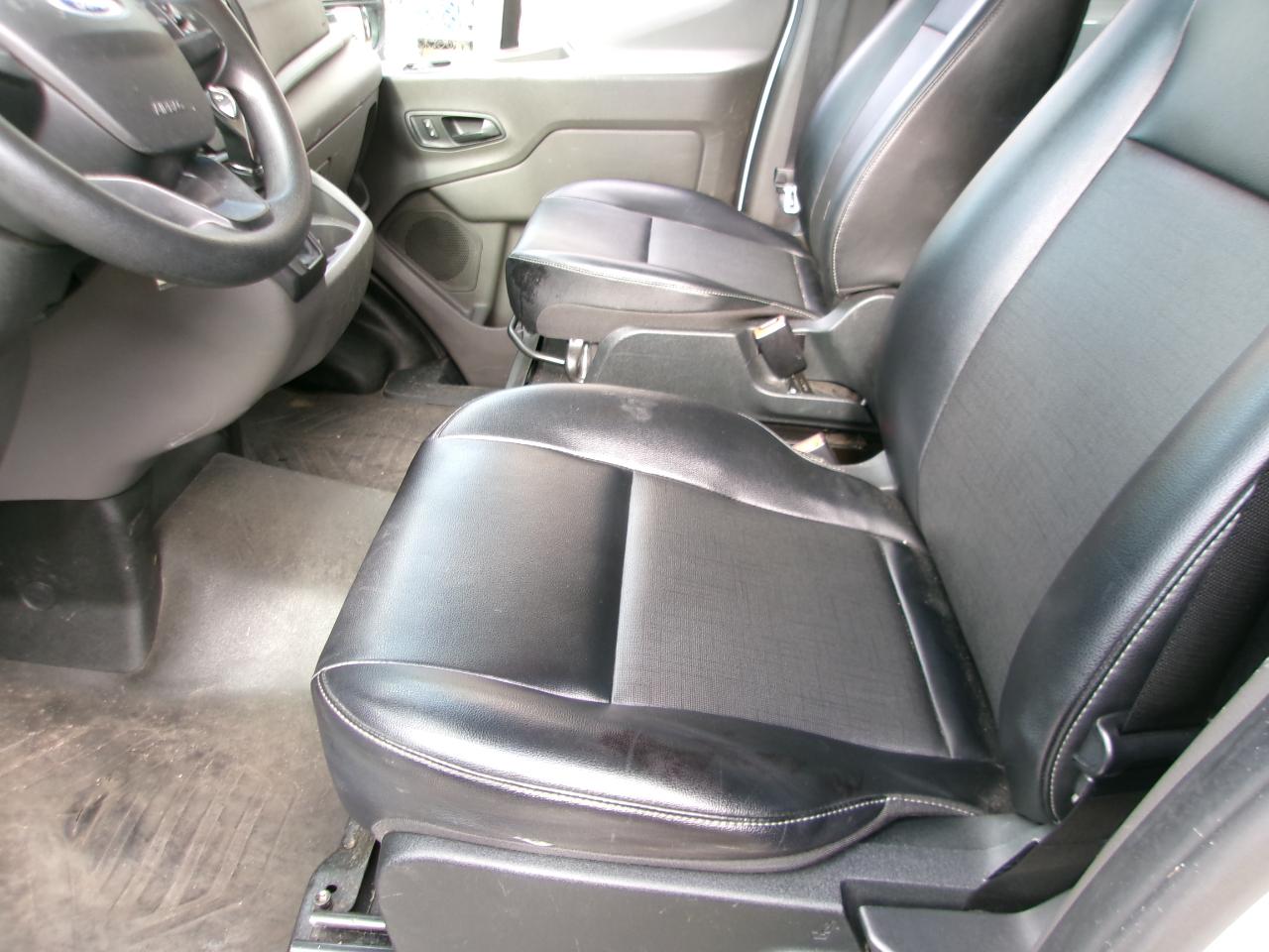 Ford Transit 150 Van Low Roof w/Sliding Pass. 130-in. WB 2020