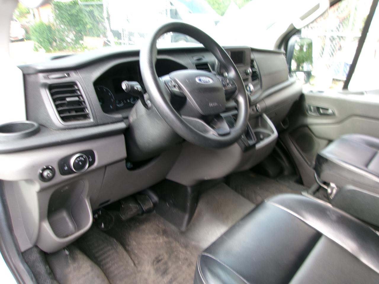 Ford Transit 150 Van Low Roof w/Sliding Pass. 130-in. WB 2020