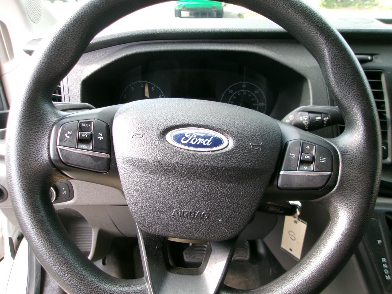 Ford Transit 150 Van Low Roof w/Sliding Pass. 130-in. WB 2020