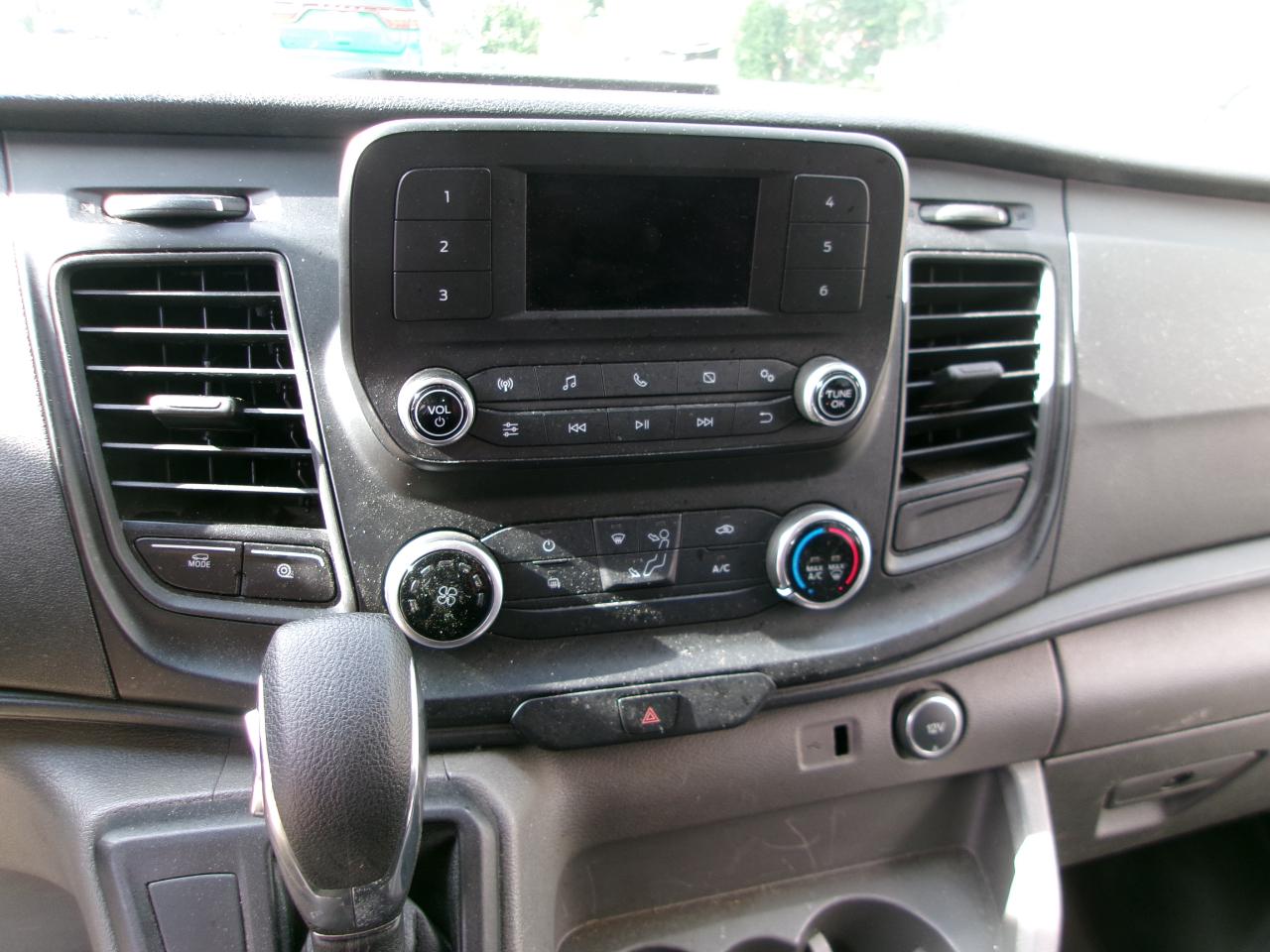 Ford Transit 150 Van Low Roof w/Sliding Pass. 130-in. WB 2020