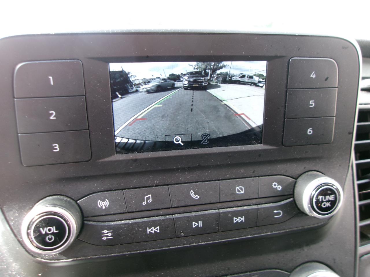 Ford Transit 150 Van Low Roof w/Sliding Pass. 130-in. WB 2020
